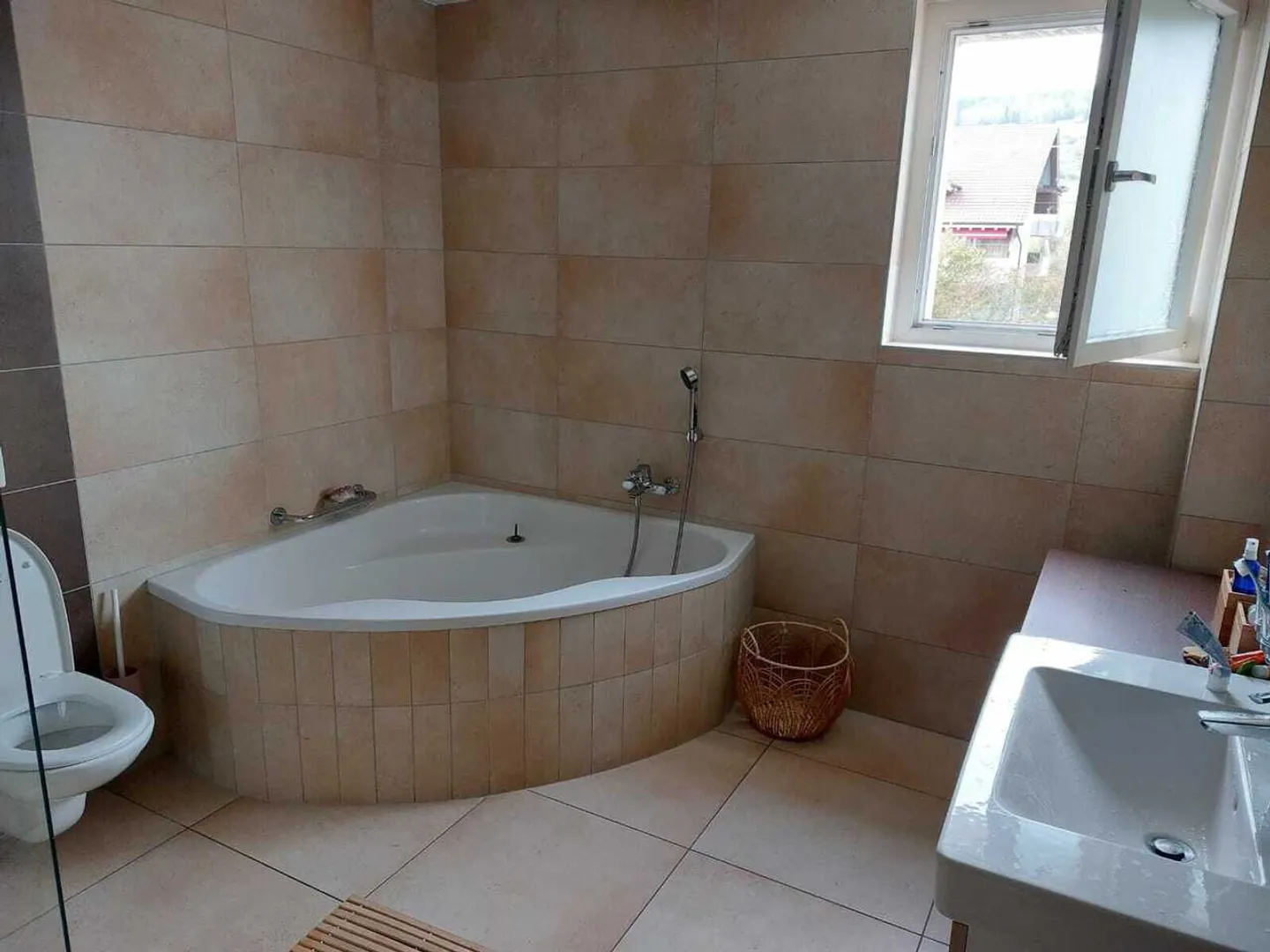 Appartement spacieux avec balcon - Photo 12 sur 14