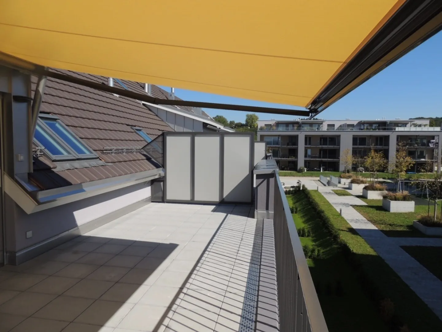 Spacious Attic Apartment with Sun Terrace - Photo 14 of 16