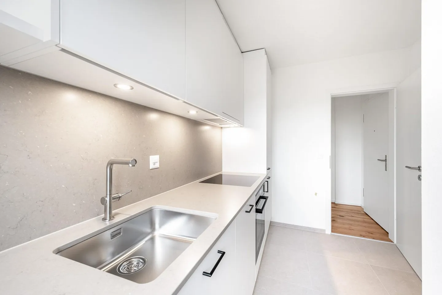 Récemment rénové - Central - Votre nouveau chez-vous ? - Photo 9 sur 12