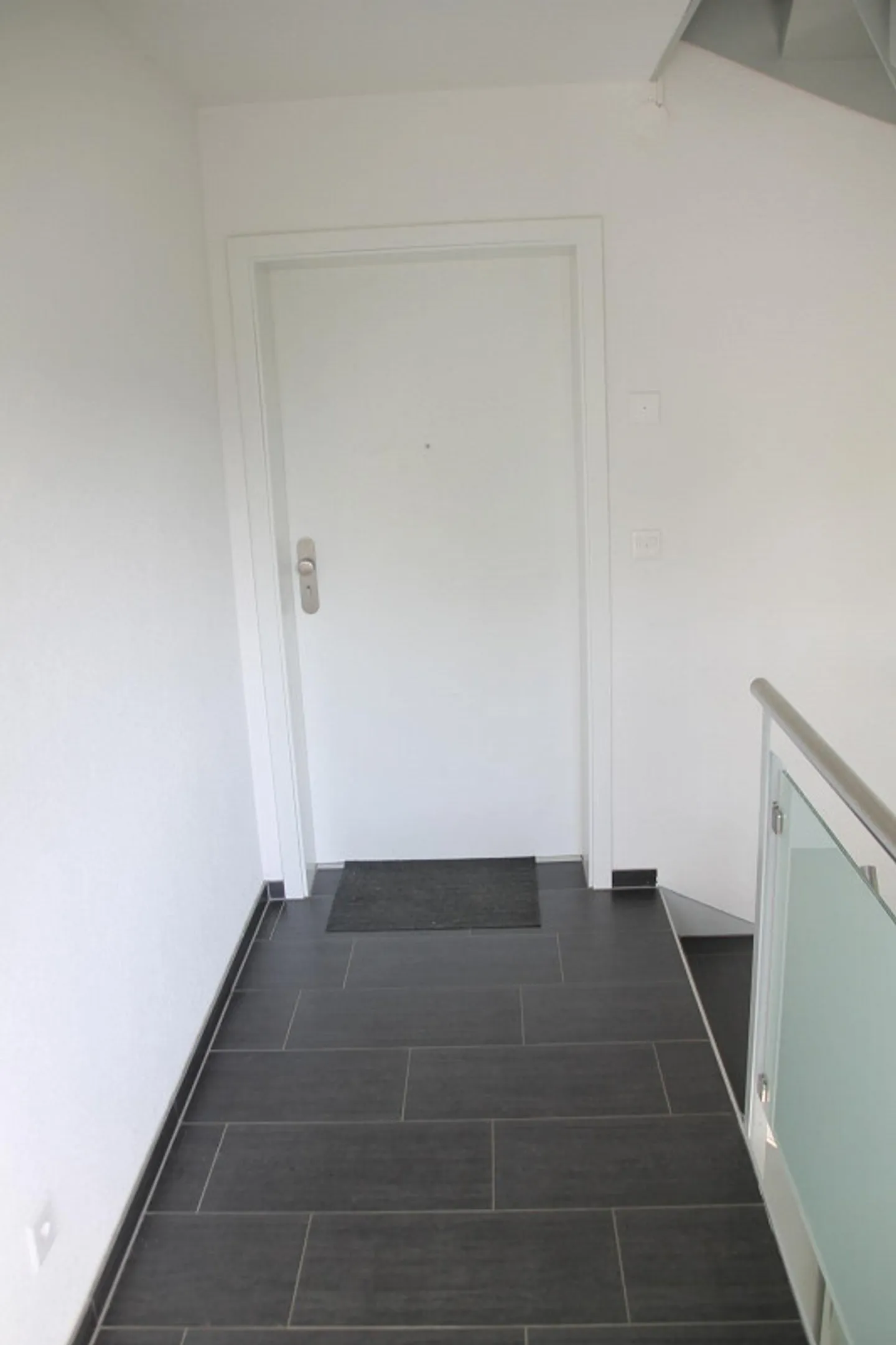 5,5 Zi Eigentumswohnung hoch über dem Bodensee, zwei Seesicht Balkone - Foto 17 di 30