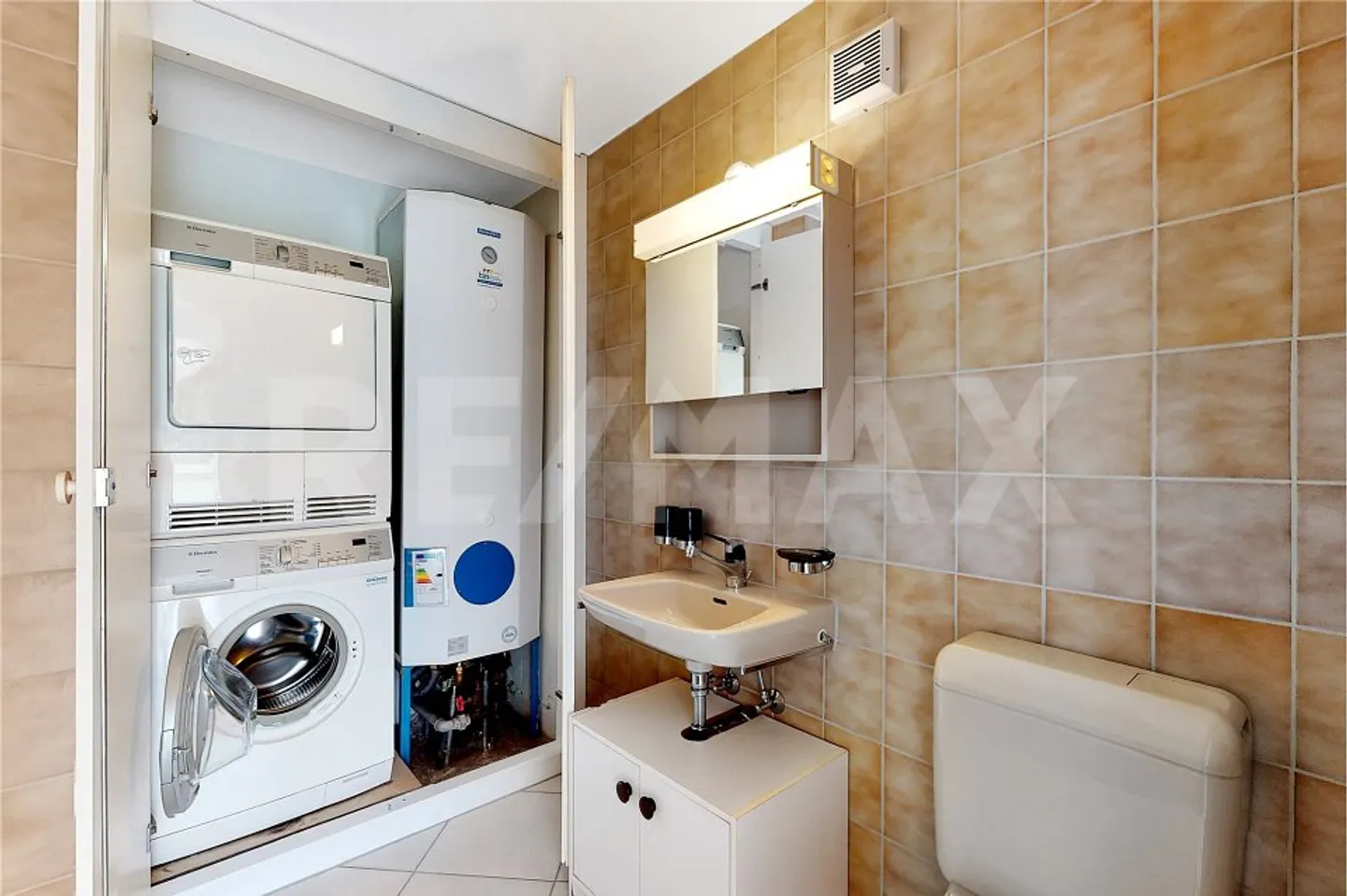 Lumière, Vue et Confort de Vie - Appartement en Attique Attrayant de 4.5 Pièces - Photo 10 sur 13