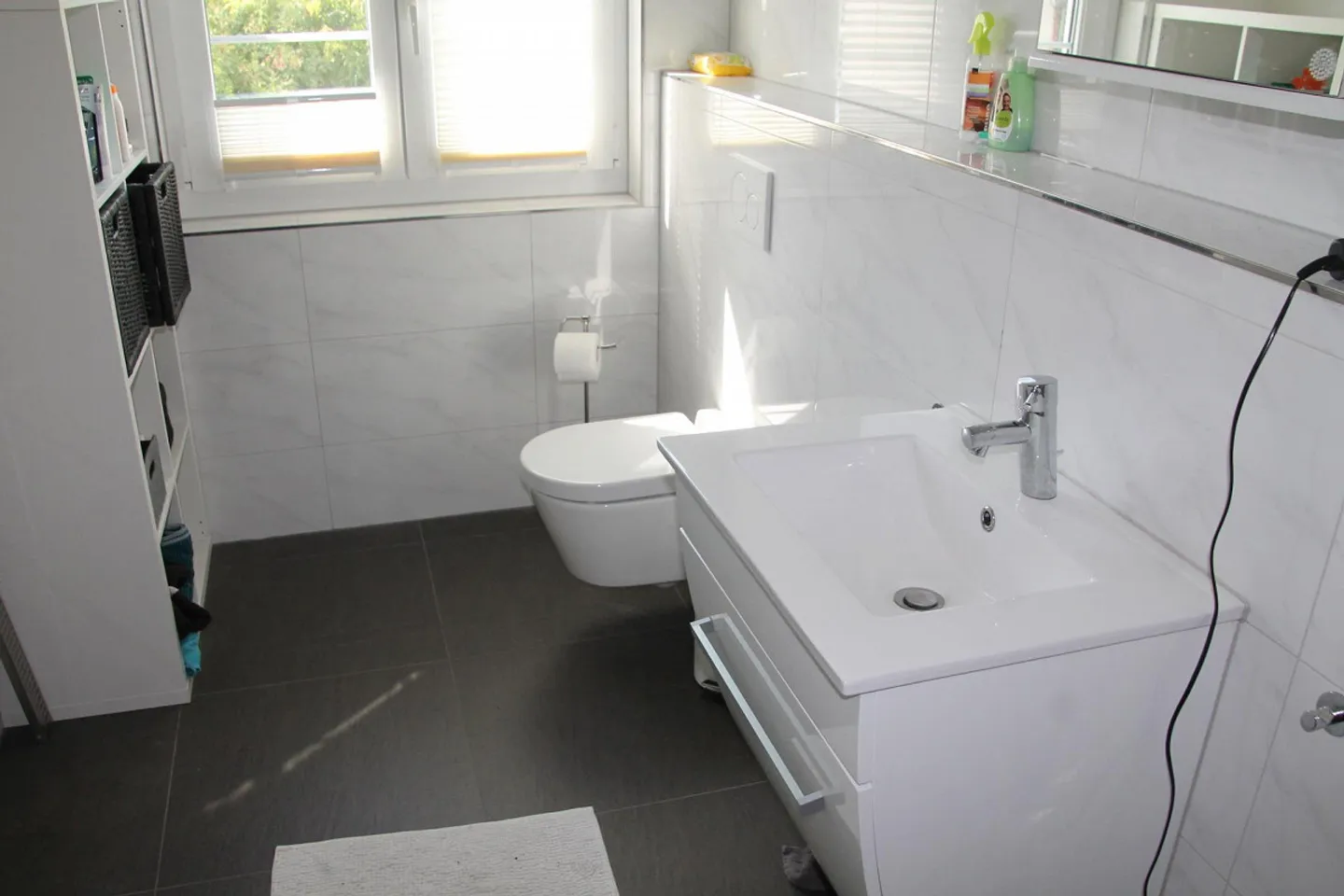 5,5 Zi Eigentumswohnung hoch über dem Bodensee, zwei Seesicht Balkone - Foto 21 di 30