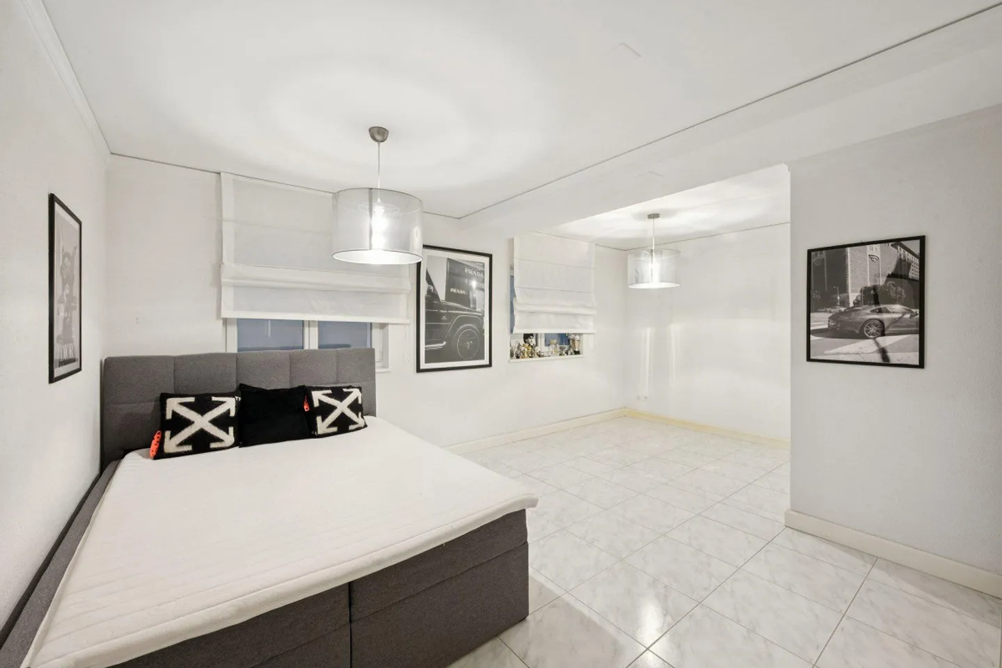 Exclusive single-family house with luxurious furnishings - Photo 11 of 15