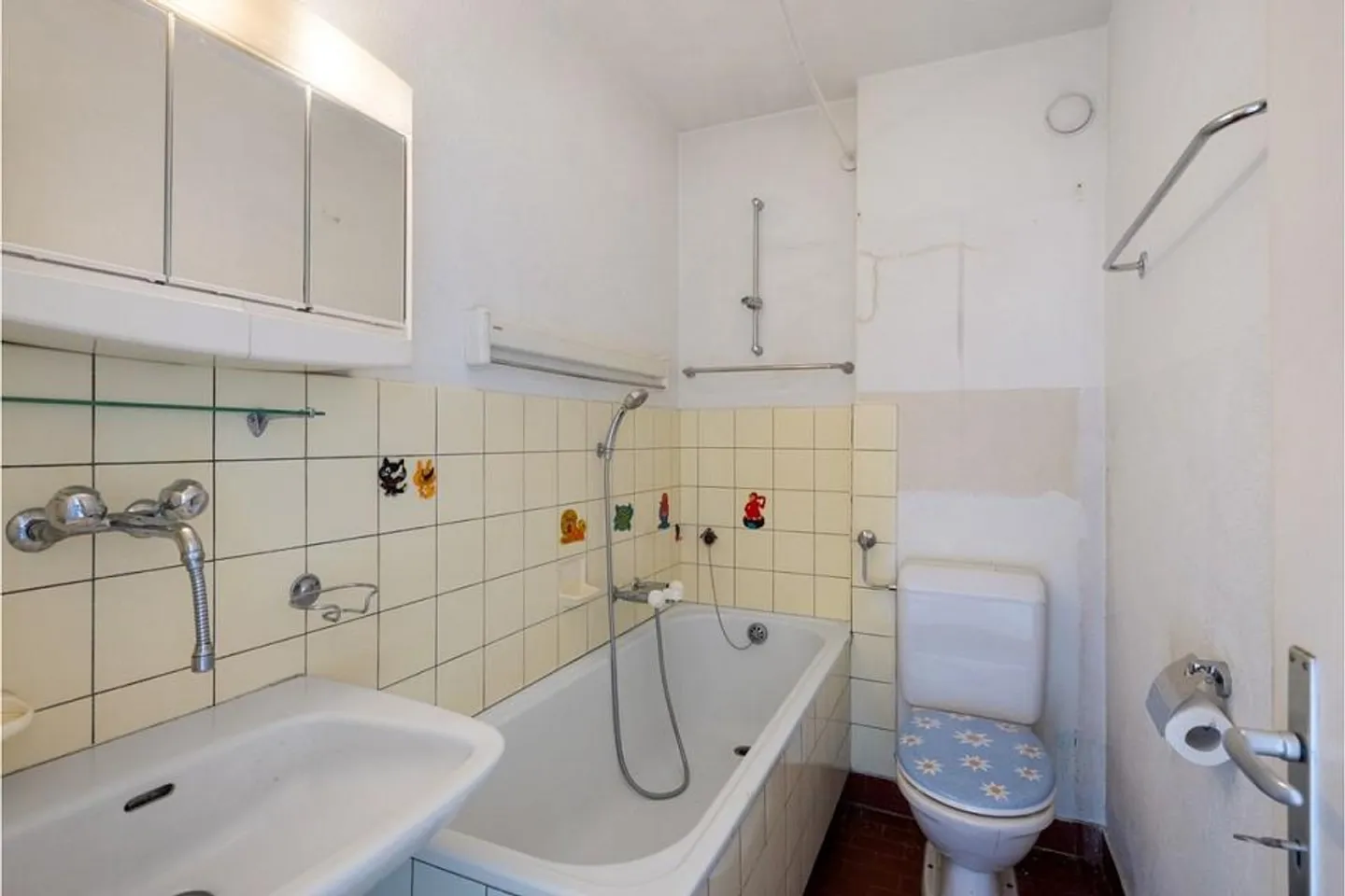3.5-Zimmer-Dachwohnung mit viel Gestaltungspotenzial - Foto 6 von 6
