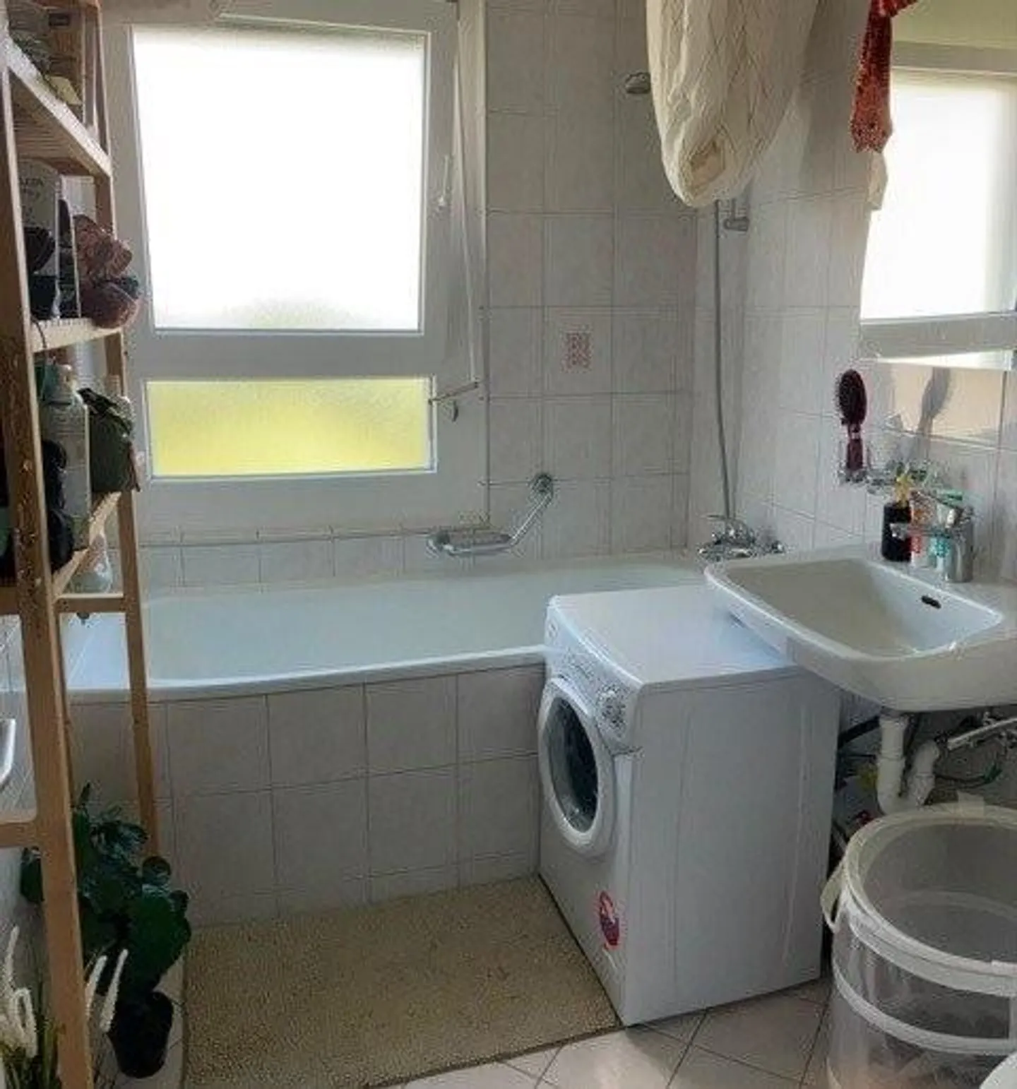 Your new apartment near downtown - Photo 7 of 9