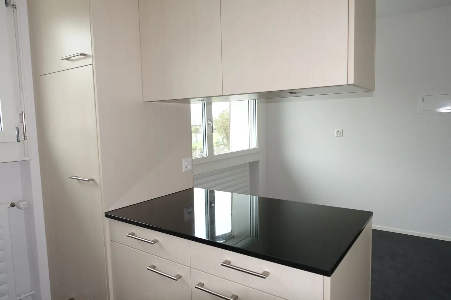 Apartment for rent - Photo 2 of 12