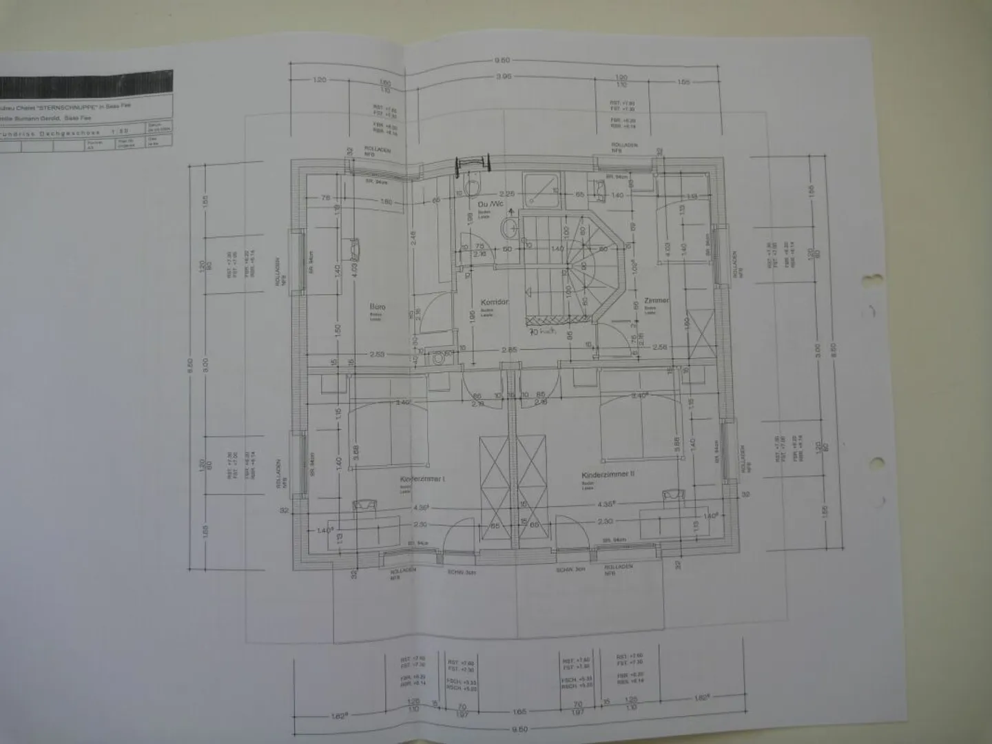Stella cadente sopra le nuvole con terrazza unica che si affaccia sul villaggio e verso l'Italia. - Foto 14 di 16