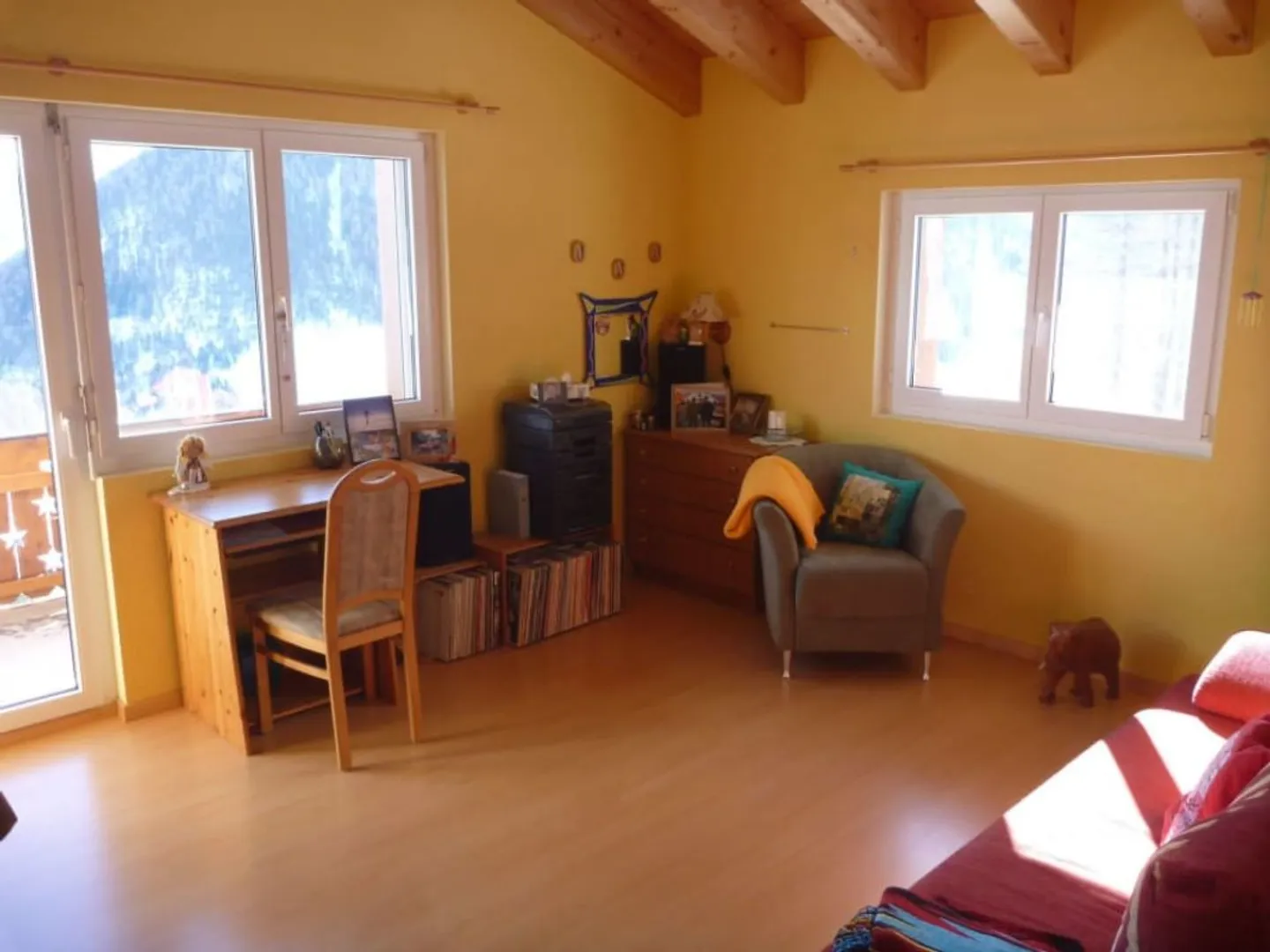 Stella cadente sopra le nuvole con terrazza unica che si affaccia sul villaggio e verso l'Italia. - Foto 3 di 16