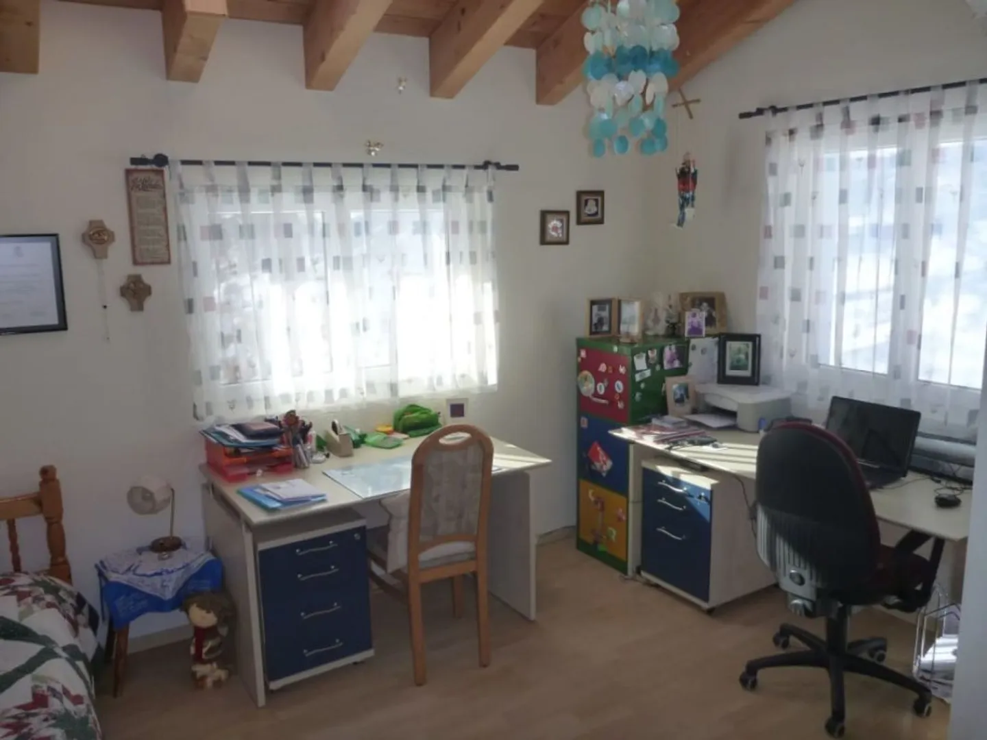 Stella cadente sopra le nuvole con terrazza unica che si affaccia sul villaggio e verso l'Italia. - Foto 6 di 16