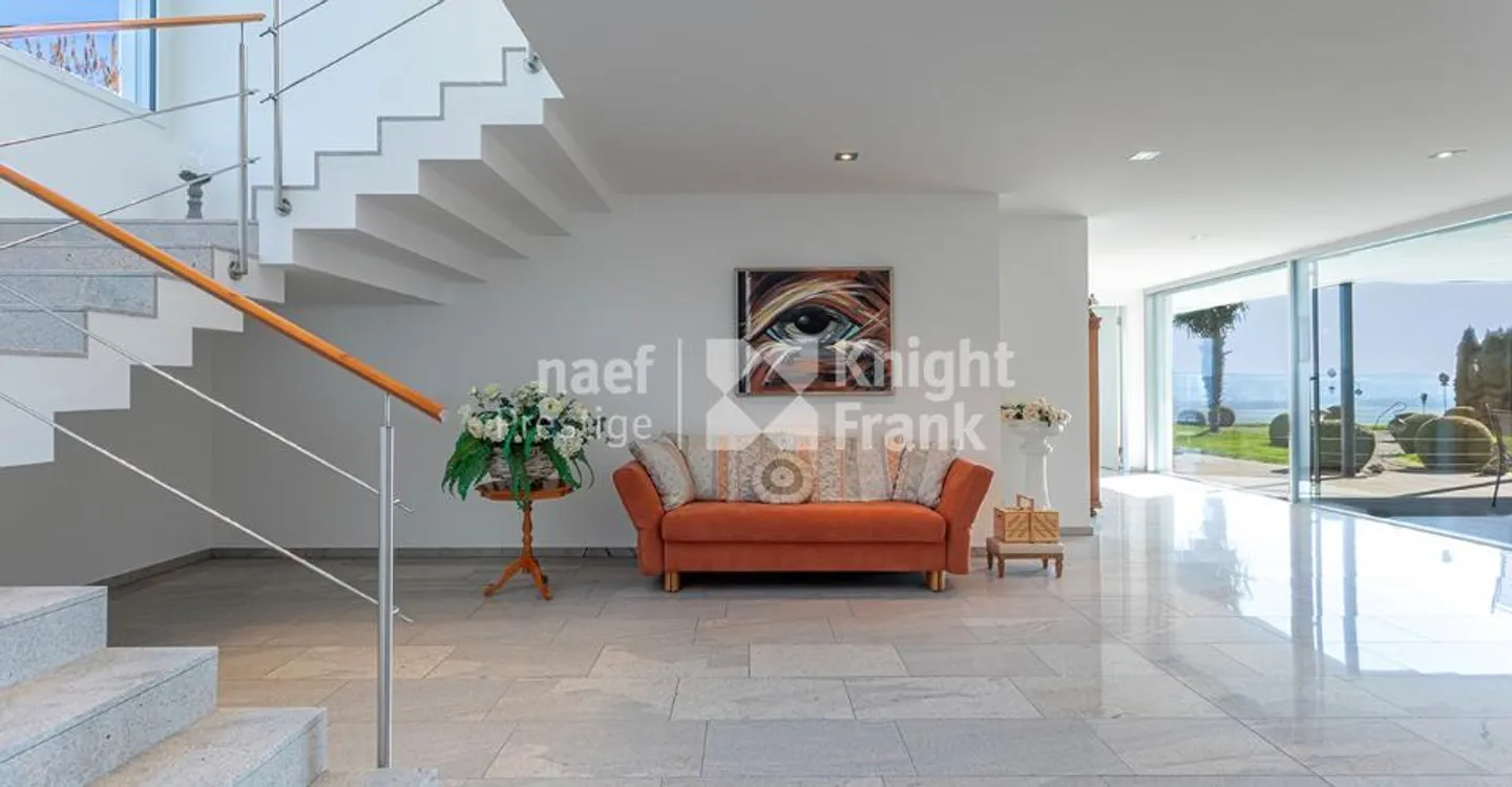 Magnifique Maison Individuelle avec Vue sur le Lac - Photo 8 sur 10