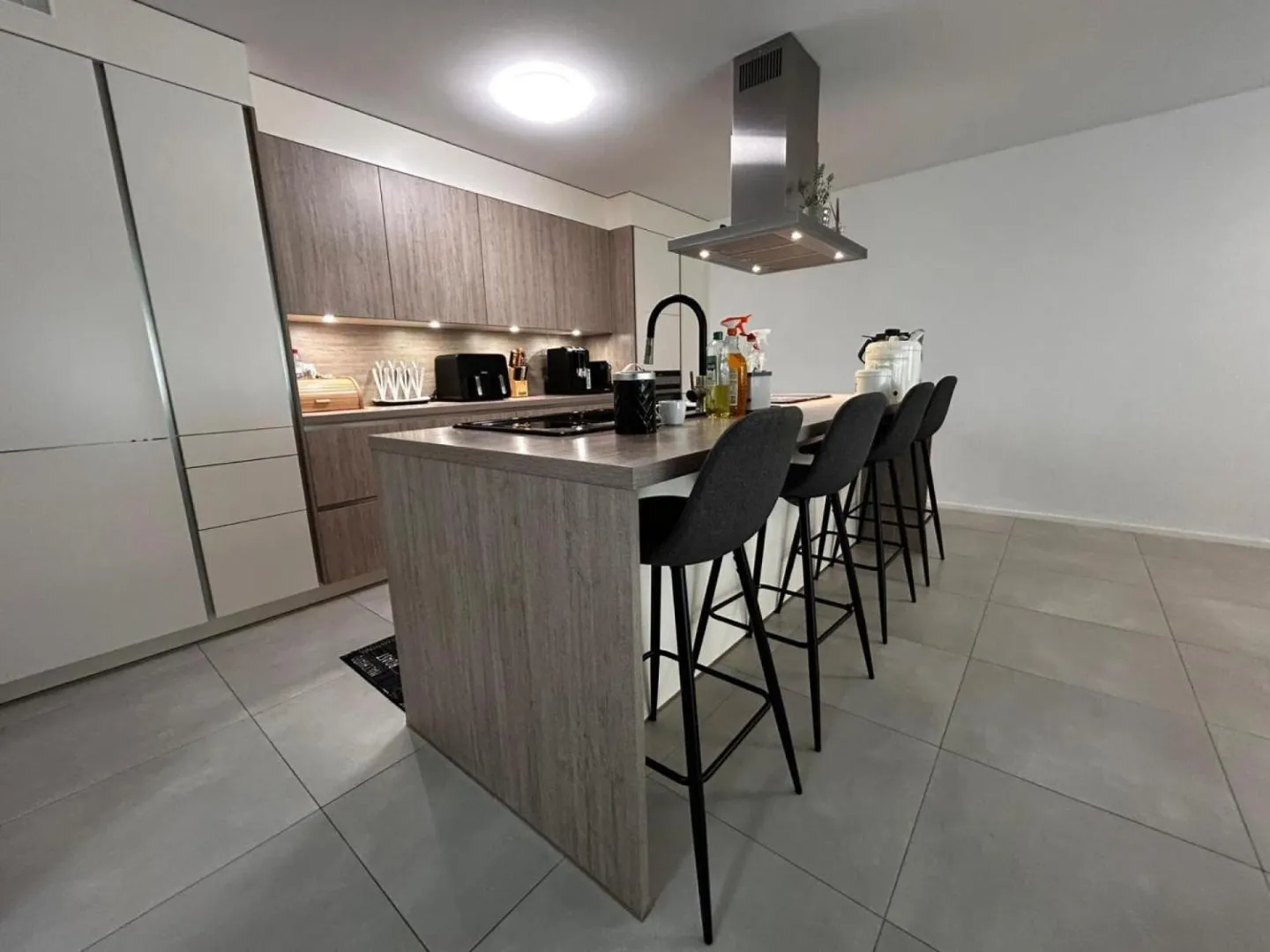 Adjacent Villa with 5 Rooms in Villarsiviriaux, Recent Construction - Photo 1 of 13