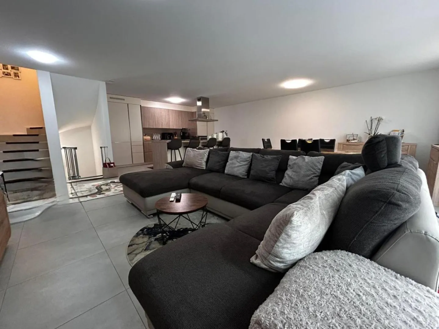 Adjacent Villa with 5 Rooms in Villarsiviriaux, Recent Construction - Photo 3 of 13