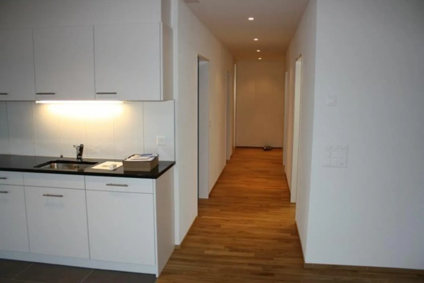 Sonnige 3.5-Zimmer Wohnung in Seenähe - Foto 2 von 11