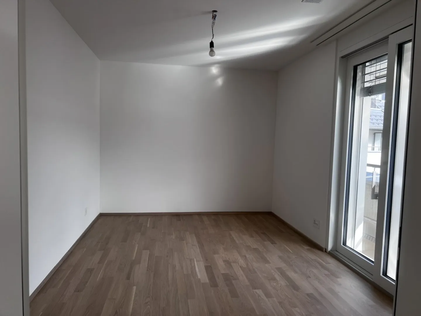 Première occupation : Appartement moderne de 4,5 pièces dans un emplacement central et calme à Bülach - Photo 6 sur 13