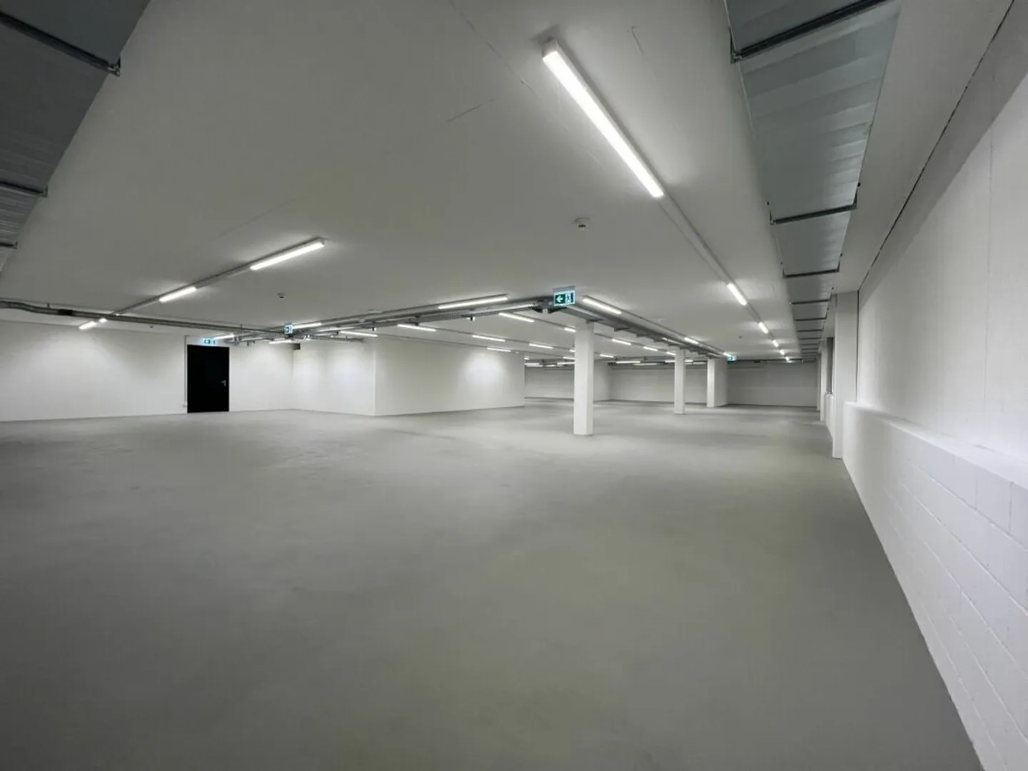 Praktische Lagerhalle in verkehrsgünstiger Umgebung - Foto 3 von 6