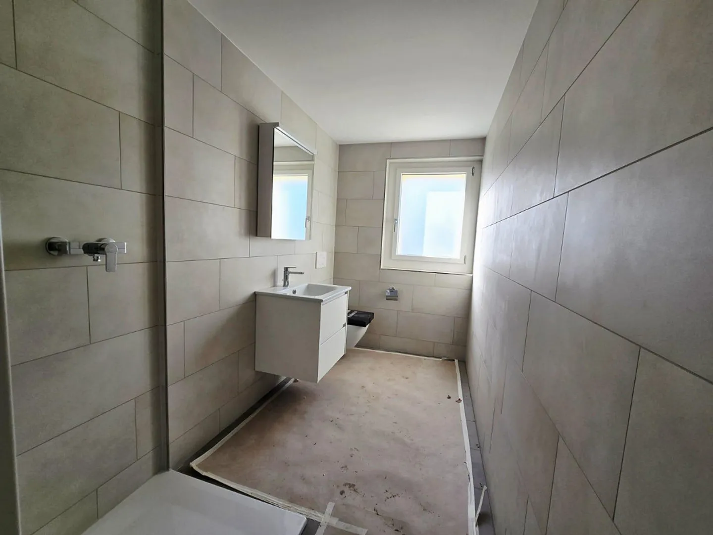 Appartement 2 pièces après rénovation complète - Photo 2 sur 6