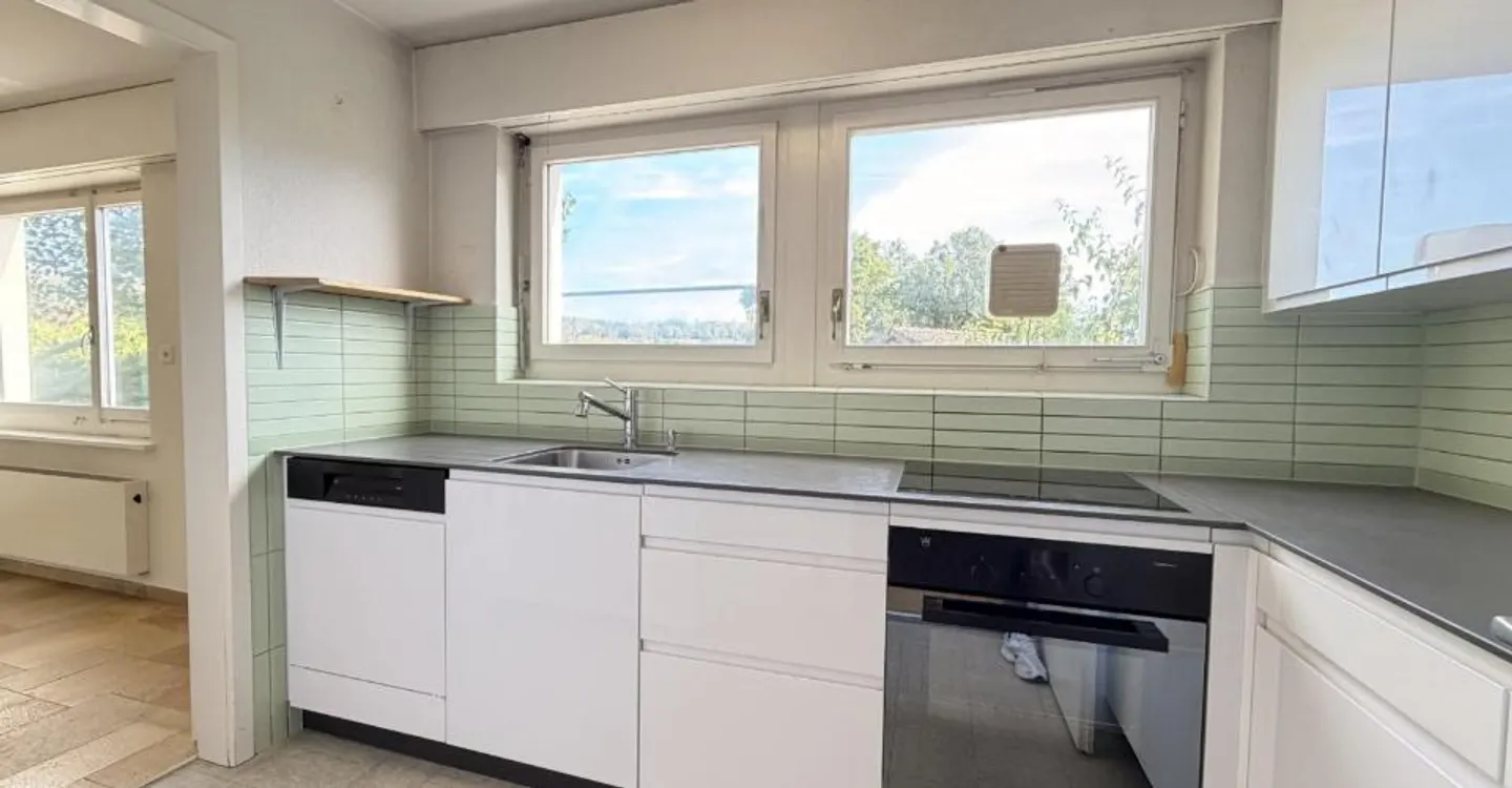Una grande proprietà di 8,5 stanze in vendita a Courtedoux - Foto 4 di 11