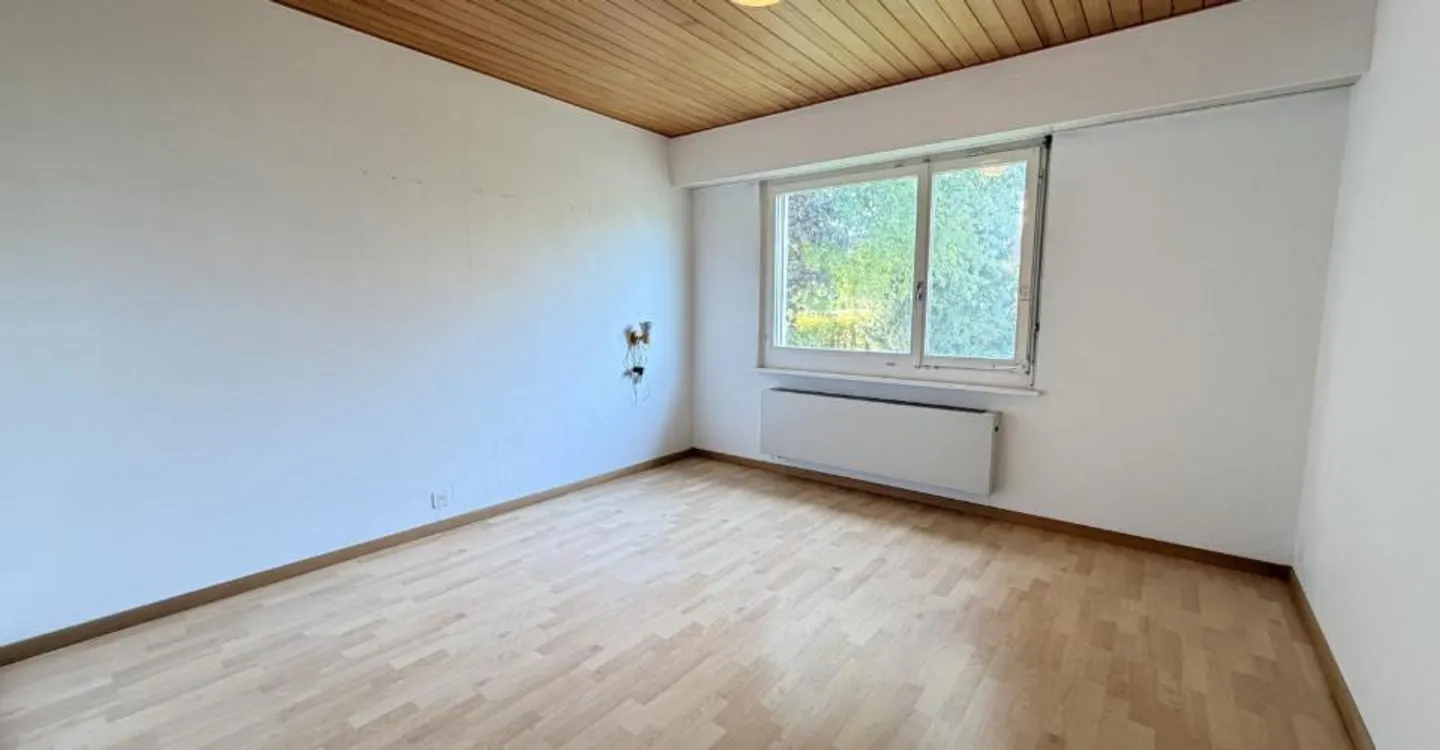 Una grande proprietà di 8,5 stanze in vendita a Courtedoux - Foto 8 di 11