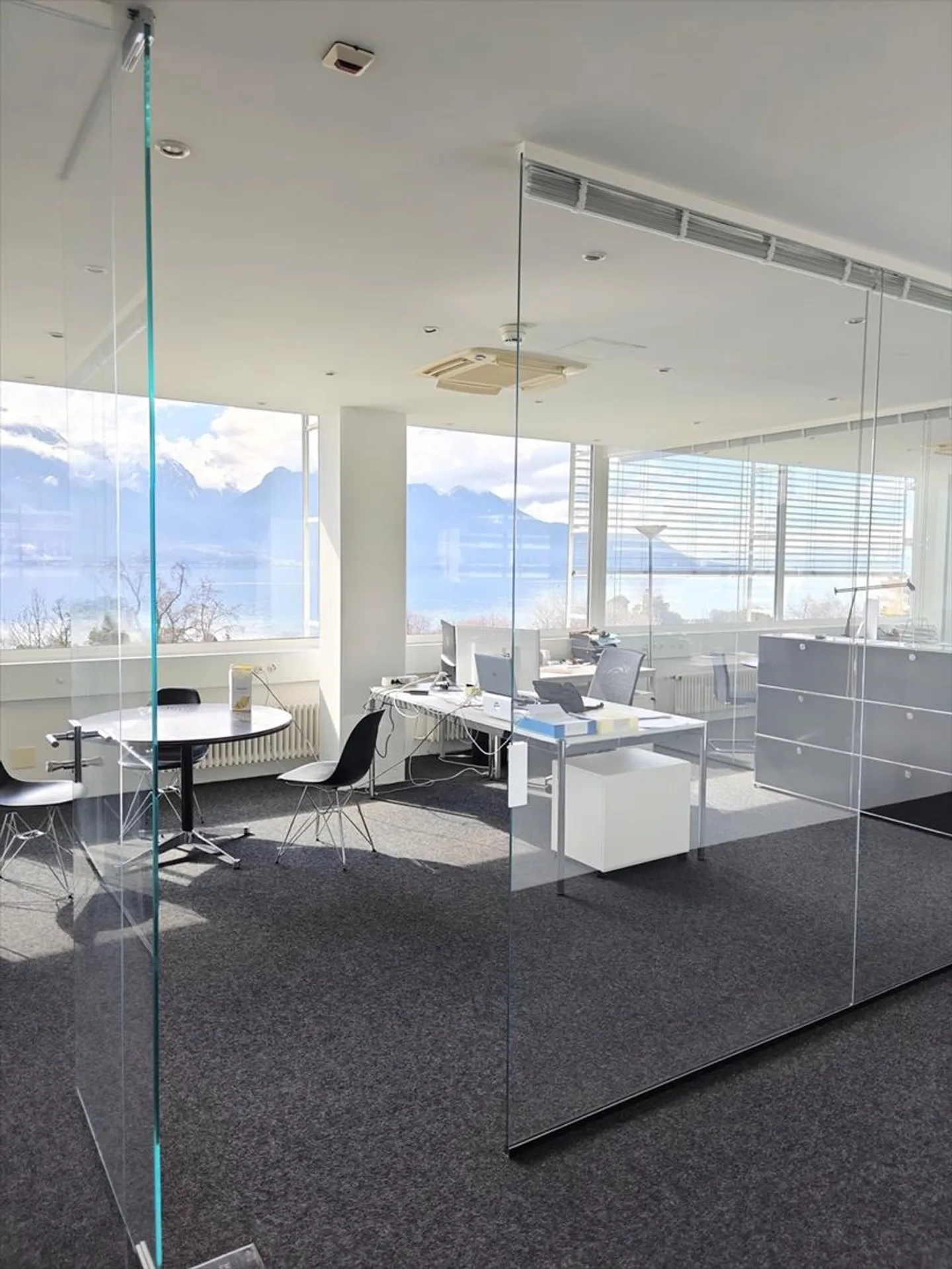 Surface commerciale partagée - Photo 2 sur 13