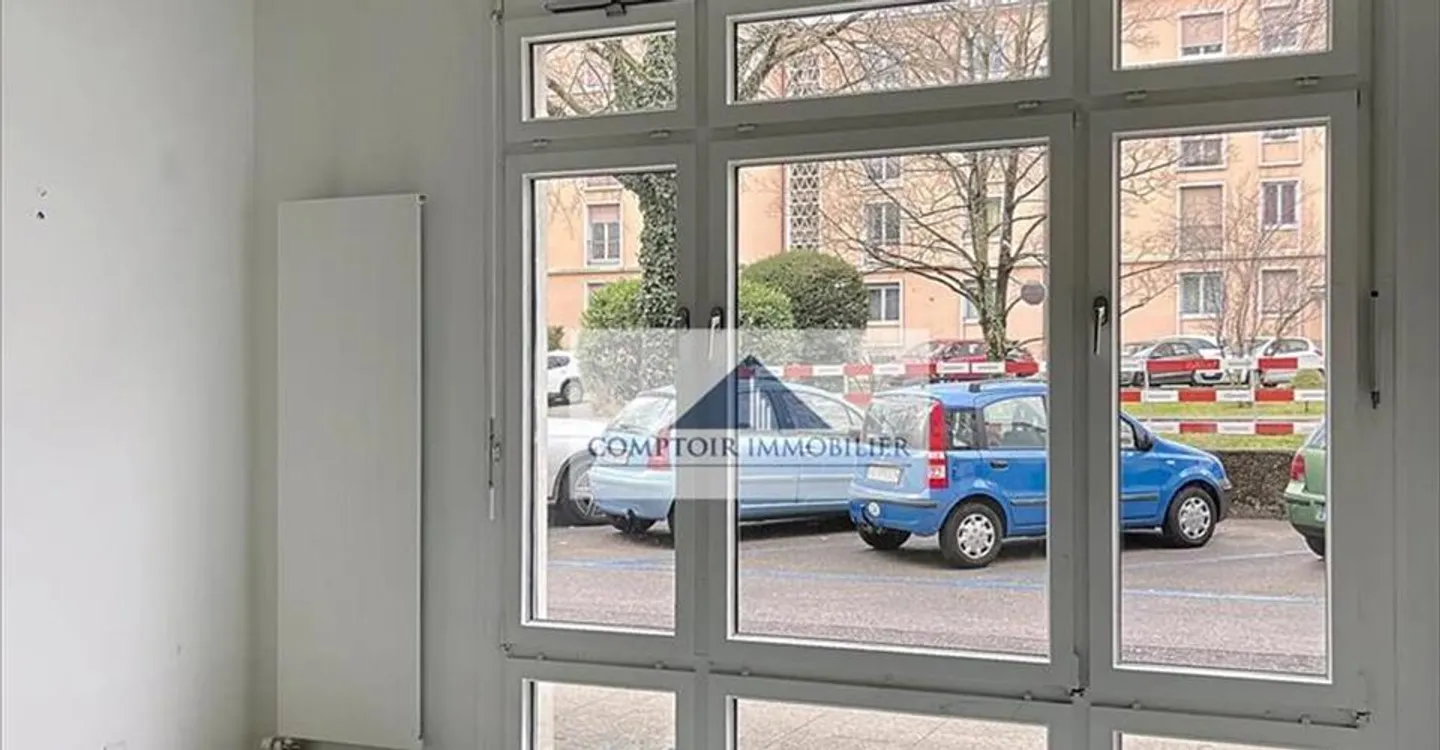 Magasin à louer - Photo 3 sur 9