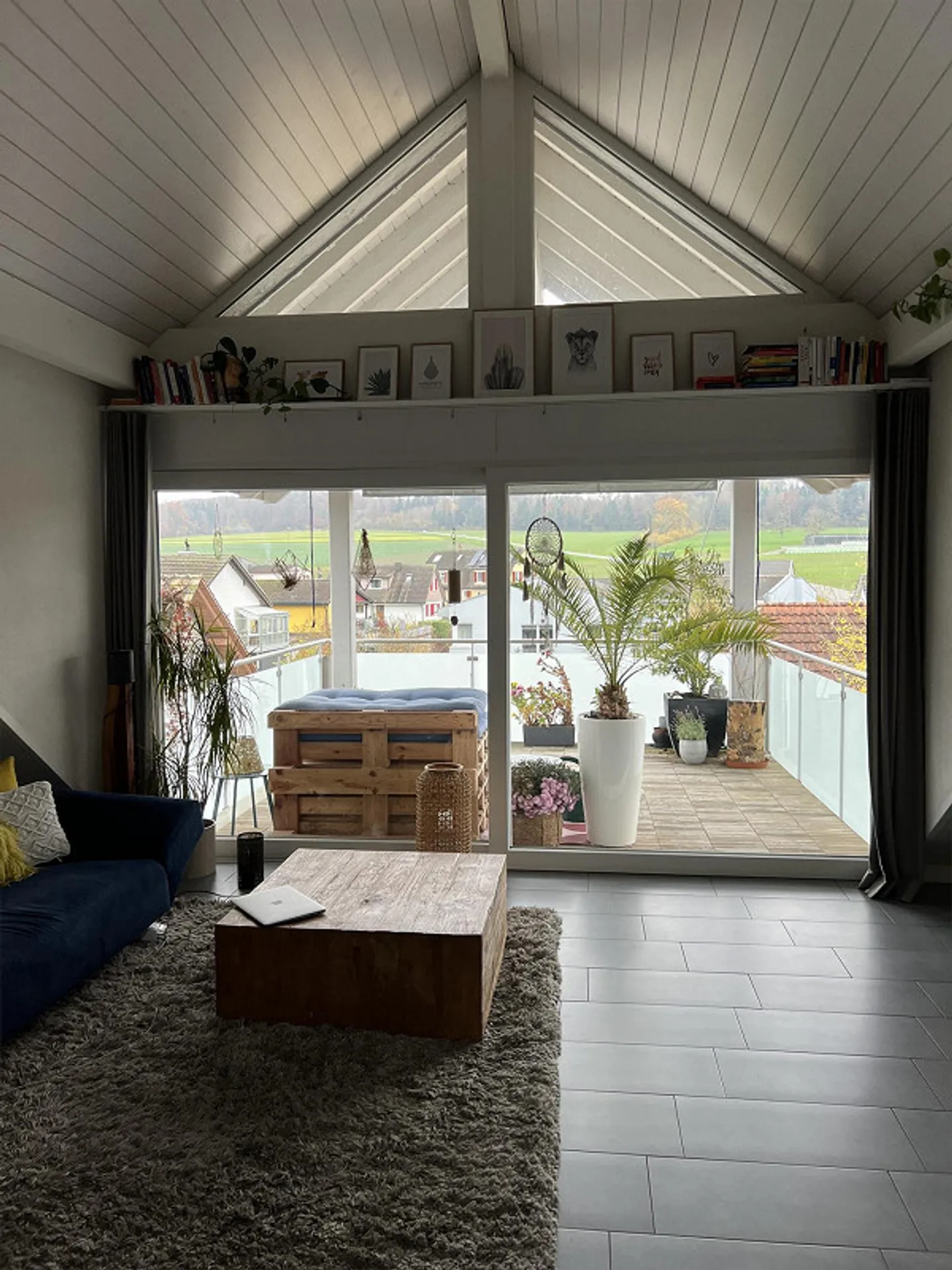 Dreamlike 3.5 Room Apartment with Charm - Photo 9 of 19