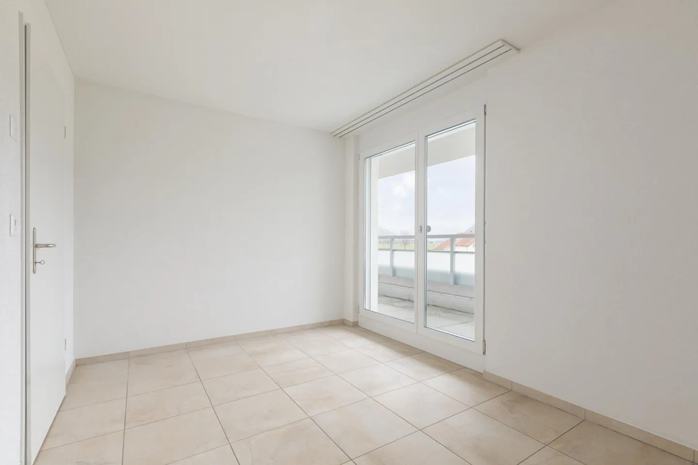 Appartamento attraente di 4,5 stanze in affitto! - Foto 2 di 12