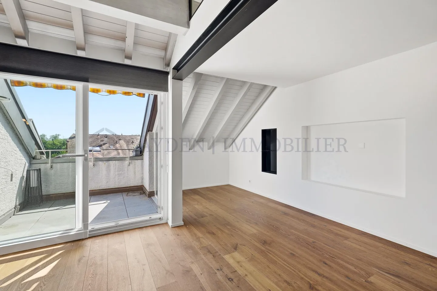 Duplex spacieux à Nyon - Photo 12 sur 15