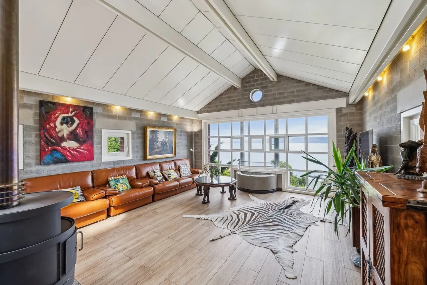 Villa architettonica con vista panoramica eccezionale - Foto 2 di 10