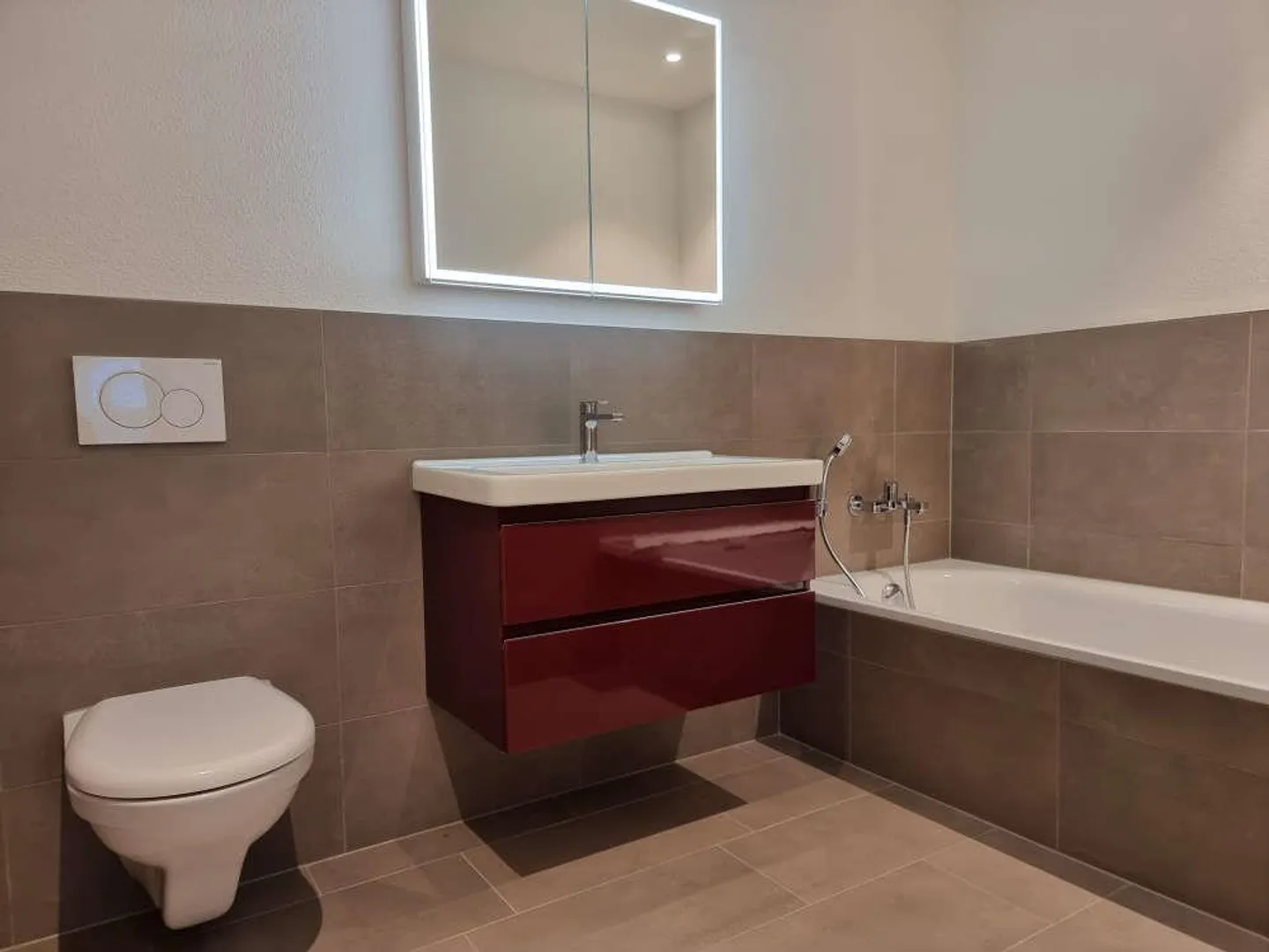 Appartement spacieux de 4,5 pièces avec vue en tant que résidence principale - Photo 11 sur 19