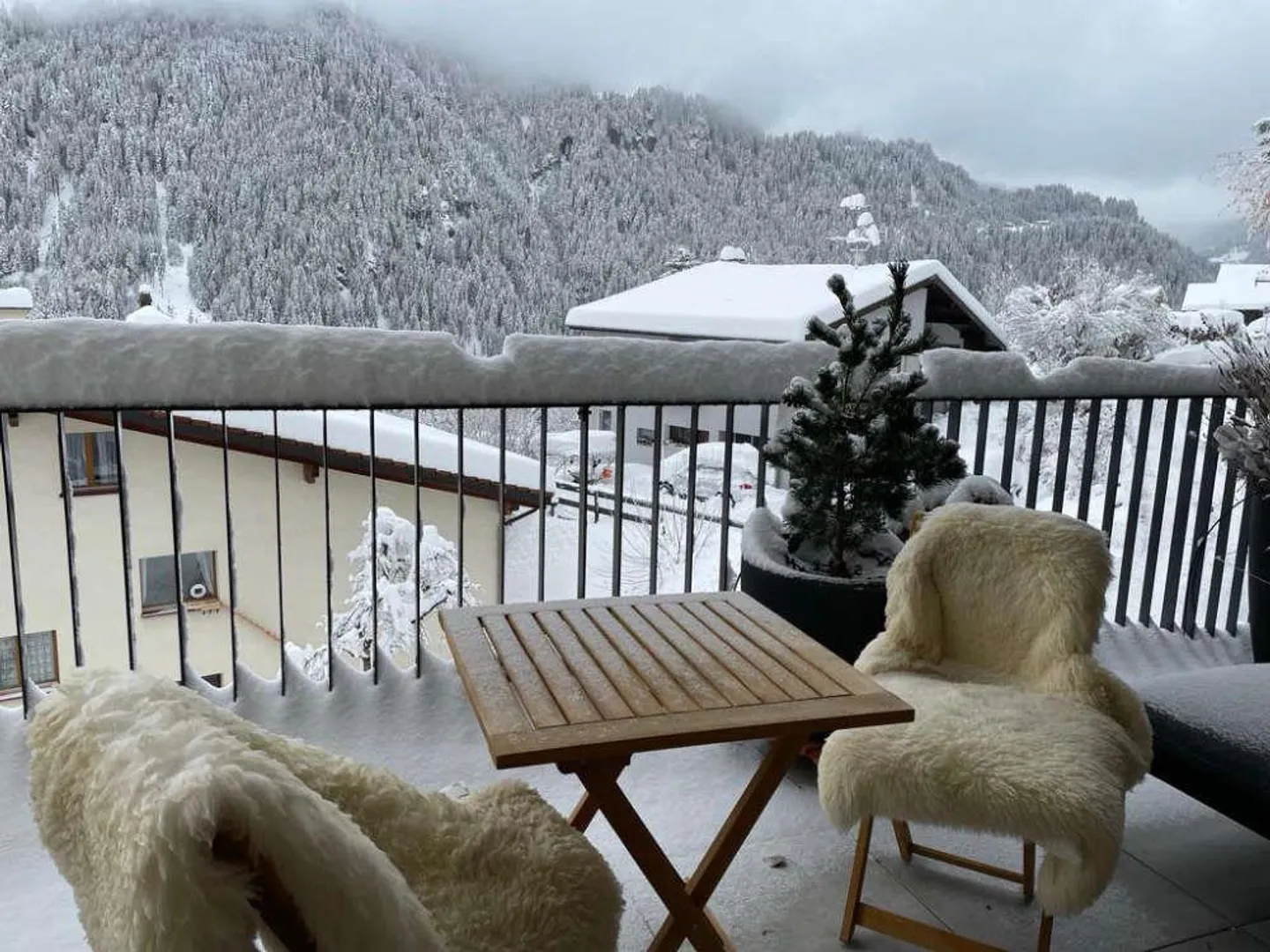 Appartement spacieux de 4,5 pièces avec vue en tant que résidence principale - Photo 14 sur 19