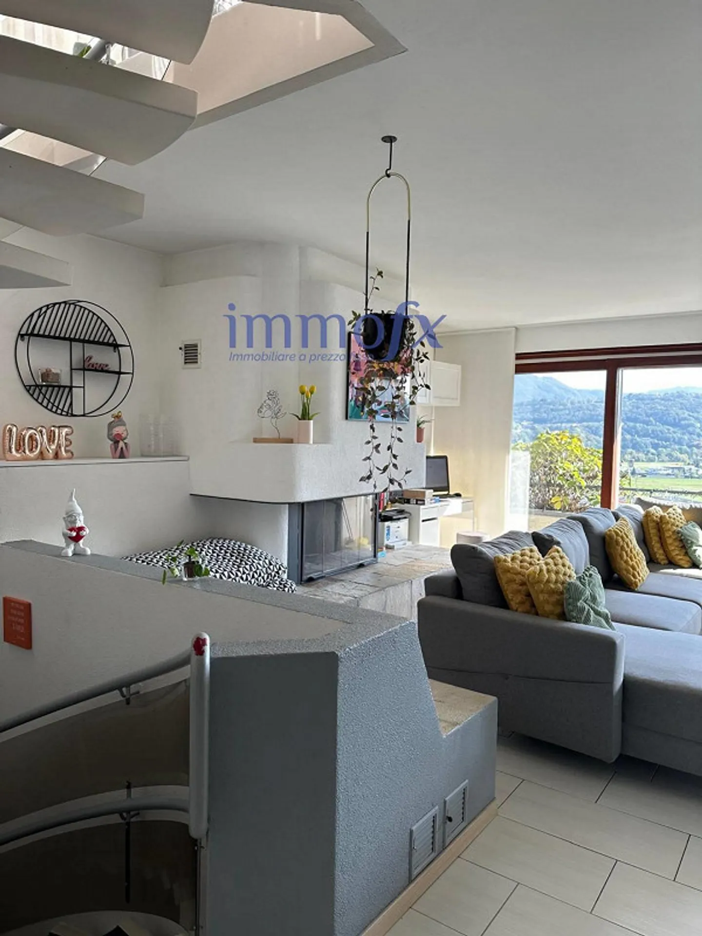 Casa bifamiliare - Agno - Foto 1 di 5