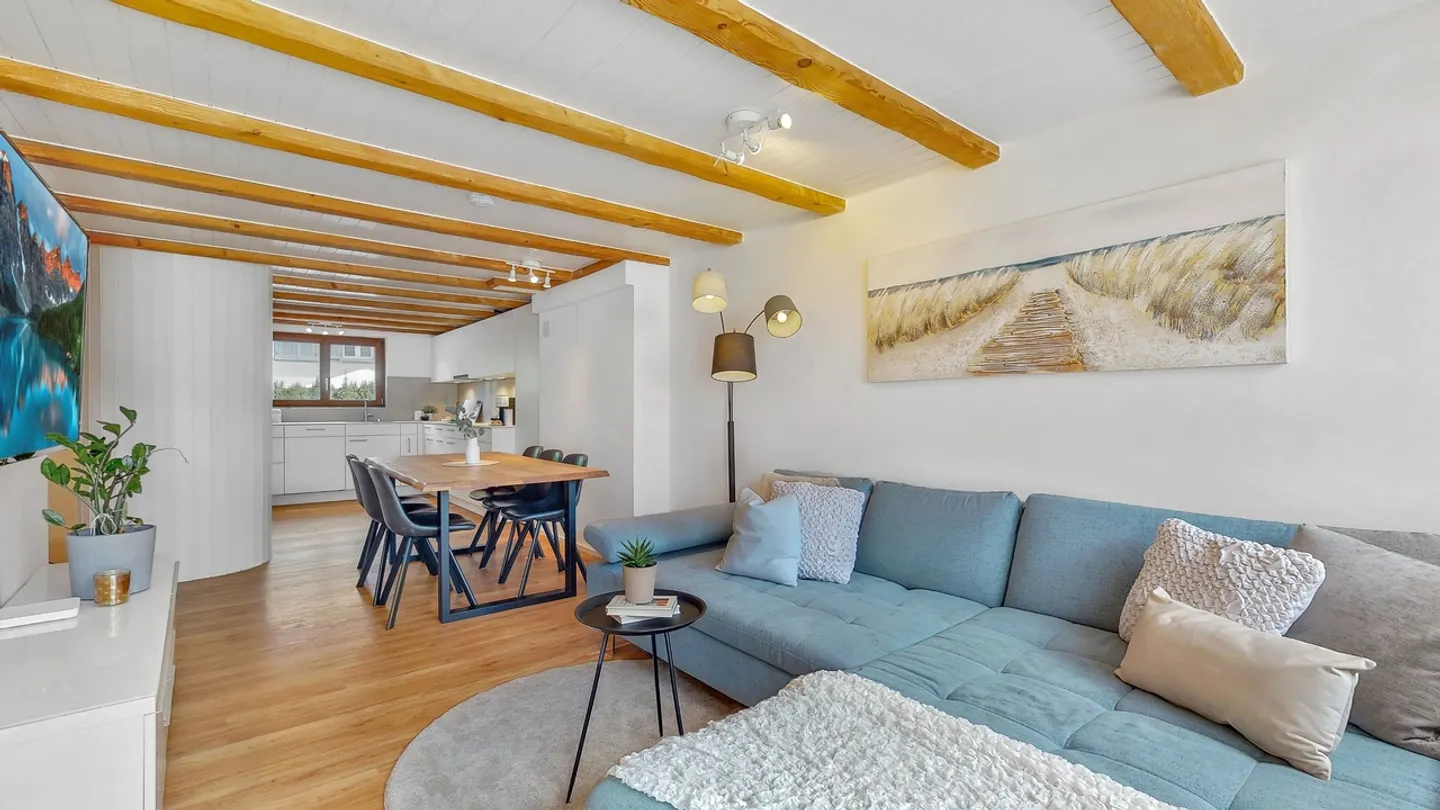 Charming 5.5-Room Townhouse in Niederuzwil - Your New Family Happiness! - Photo 1 of 13