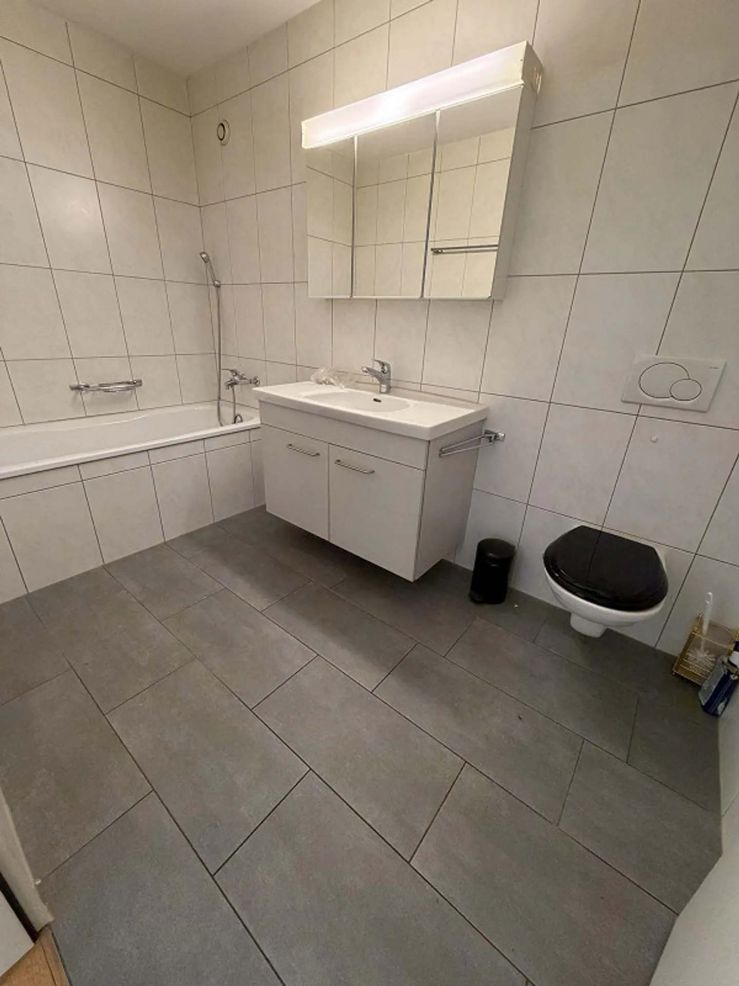 Grosszügige 3.5-Zimmer Terrassenwohnung in Hombrechtikon - Foto 10 von 13