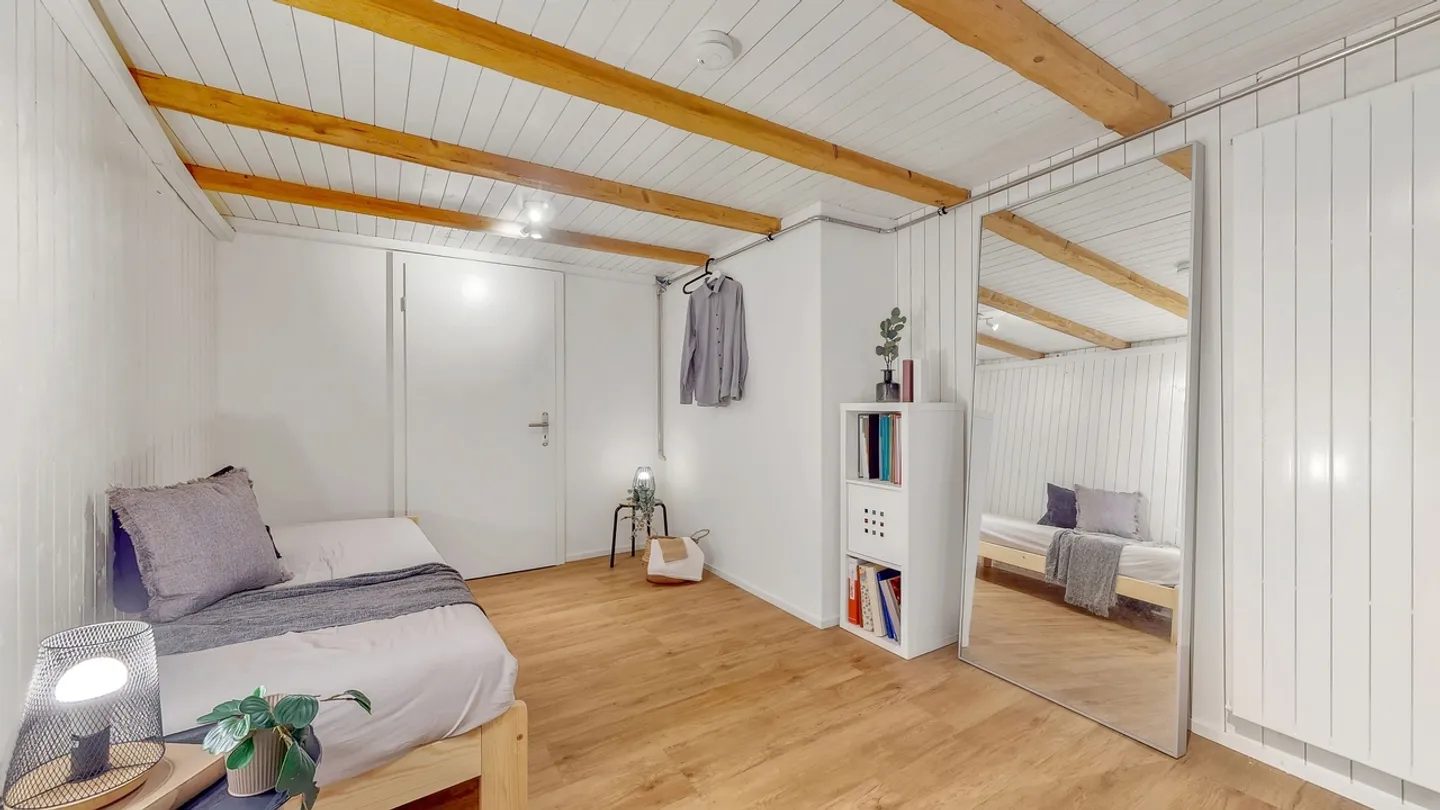 Charming 5.5-Room Townhouse in Niederuzwil - Your New Family Happiness! - Photo 11 of 13
