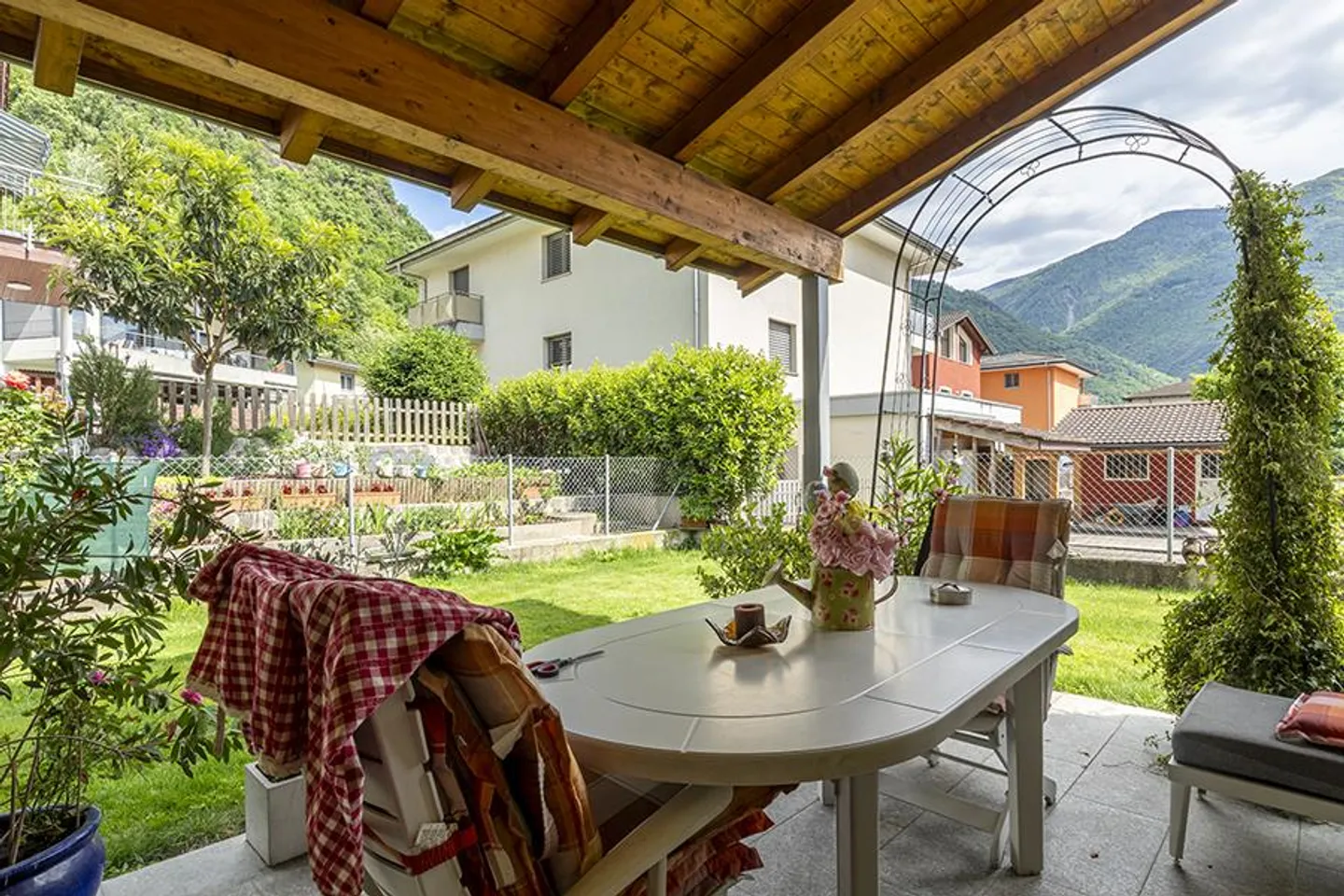 GRANDE CASA UNIFAMLIARE CON GIARDINO A CASTIONE - Foto 10 di 24