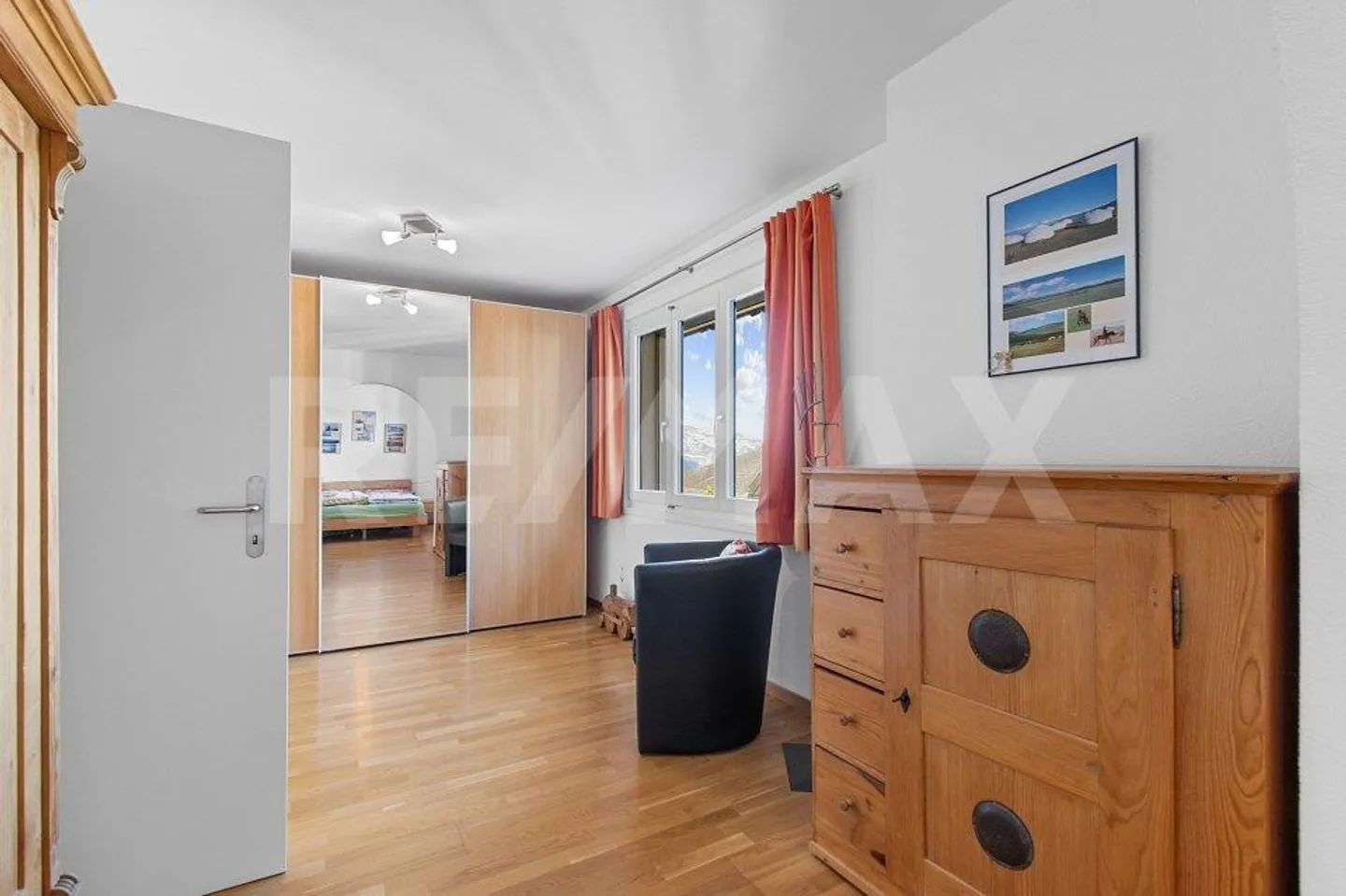 3½-Zimmer-Wohnung mit toller Aussicht - Foto 7 von 13