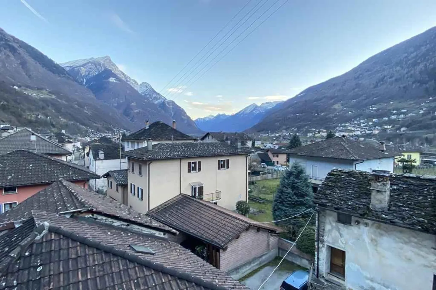 Ampia Casa di Villaggio a Malvaglia - Foto 2 di 14
