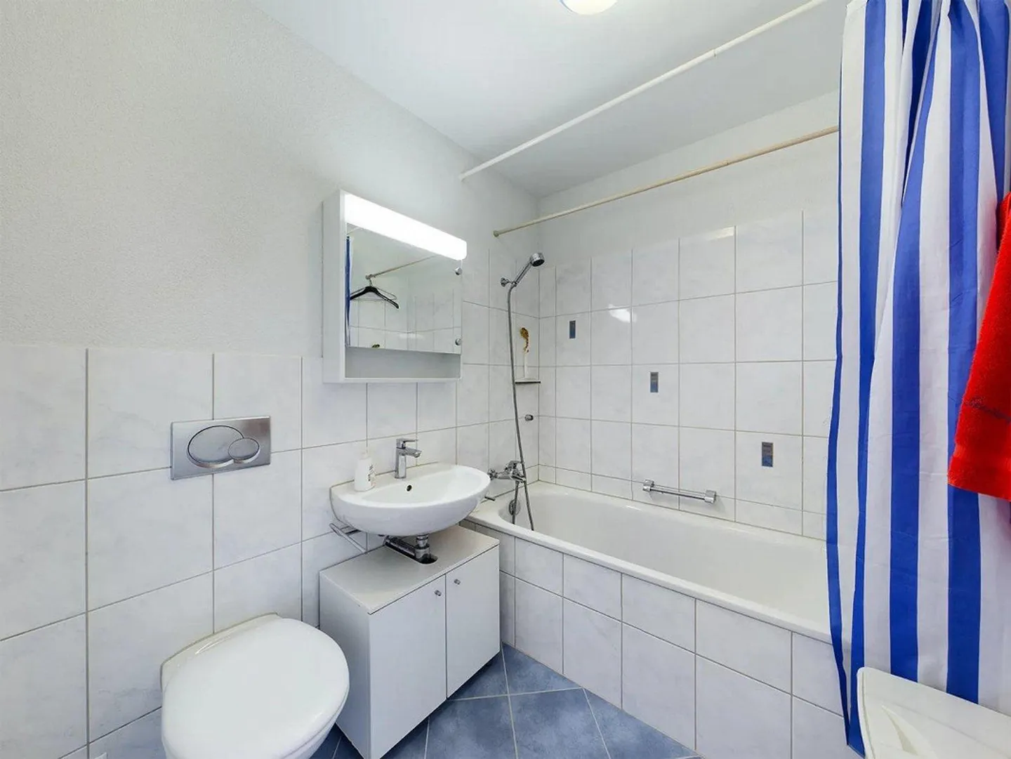 Appartement moderne de 5,5 pièces avec grand balcon à Zurich Affoltern - Photo 7 sur 7