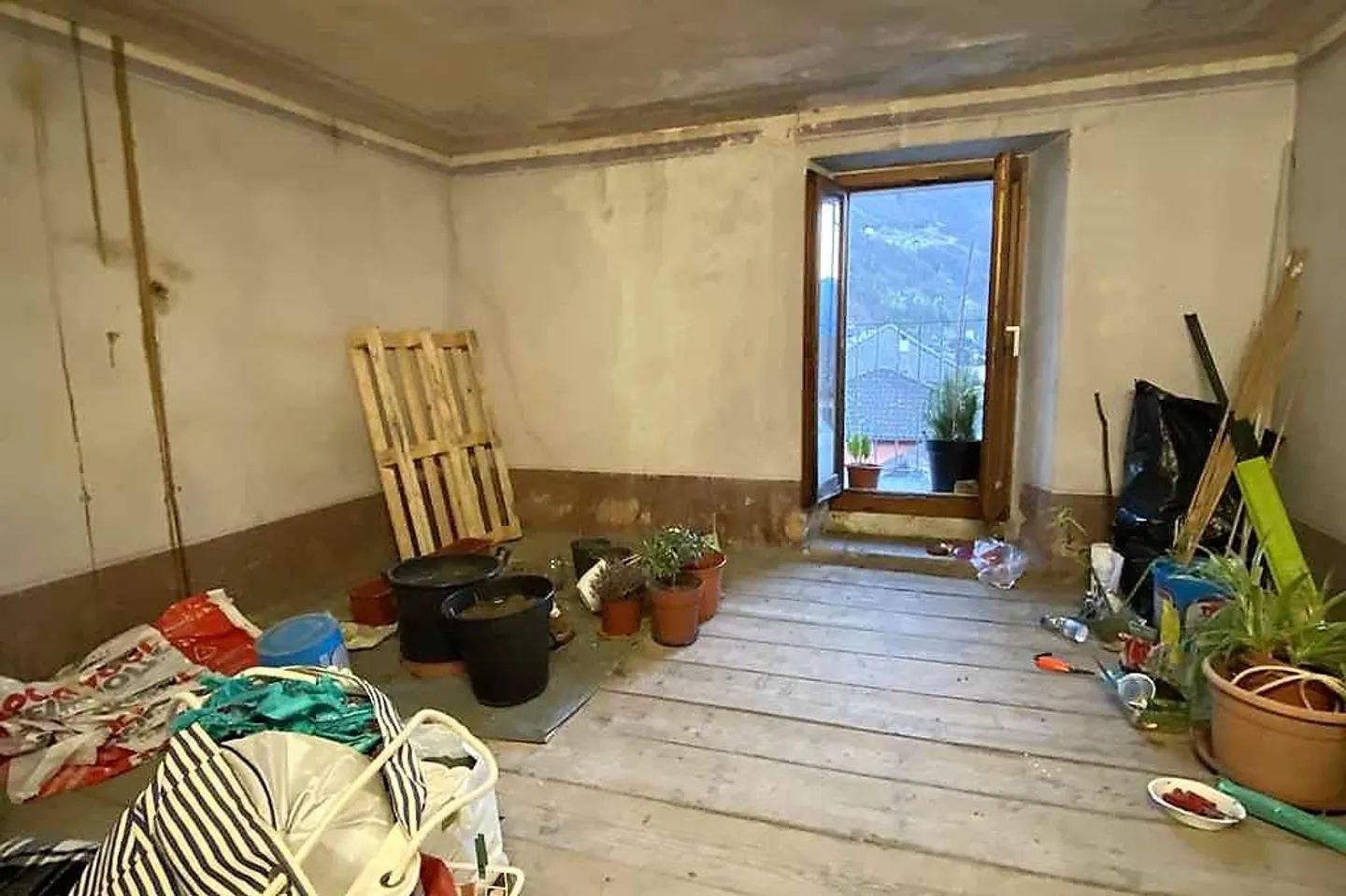 Ampia Casa di Villaggio a Malvaglia - Foto 11 di 14