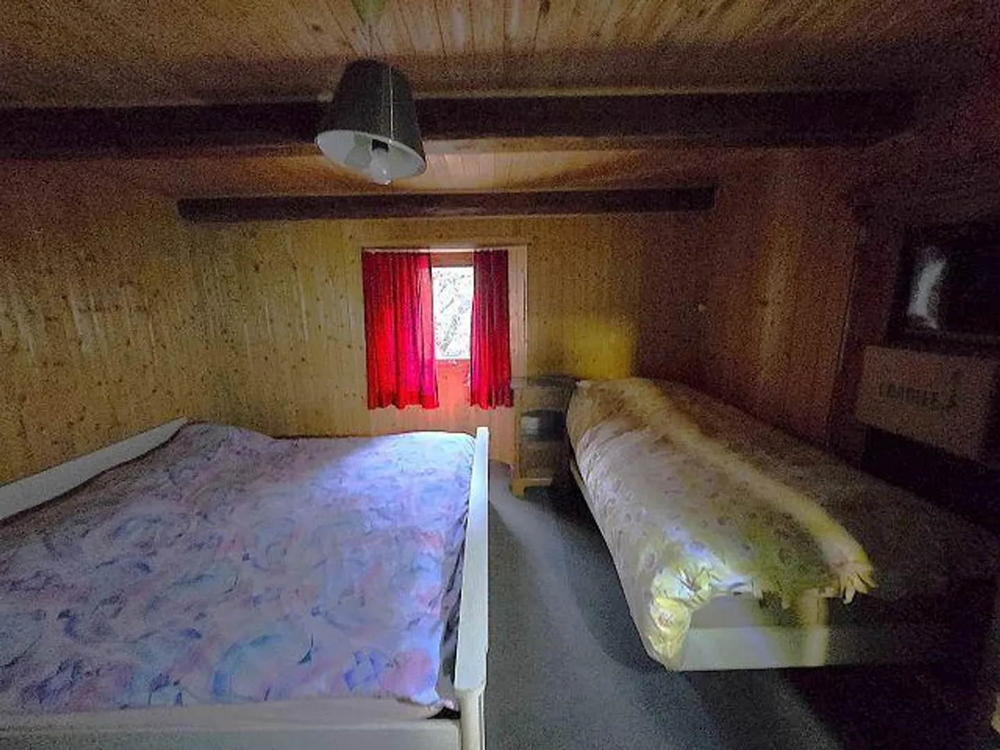 «4 1/2-Zimmer-Hausteil mit grossem Grundstück Parte della casa di 4 1/2 locali con grande terreno» - Foto 13 von 33