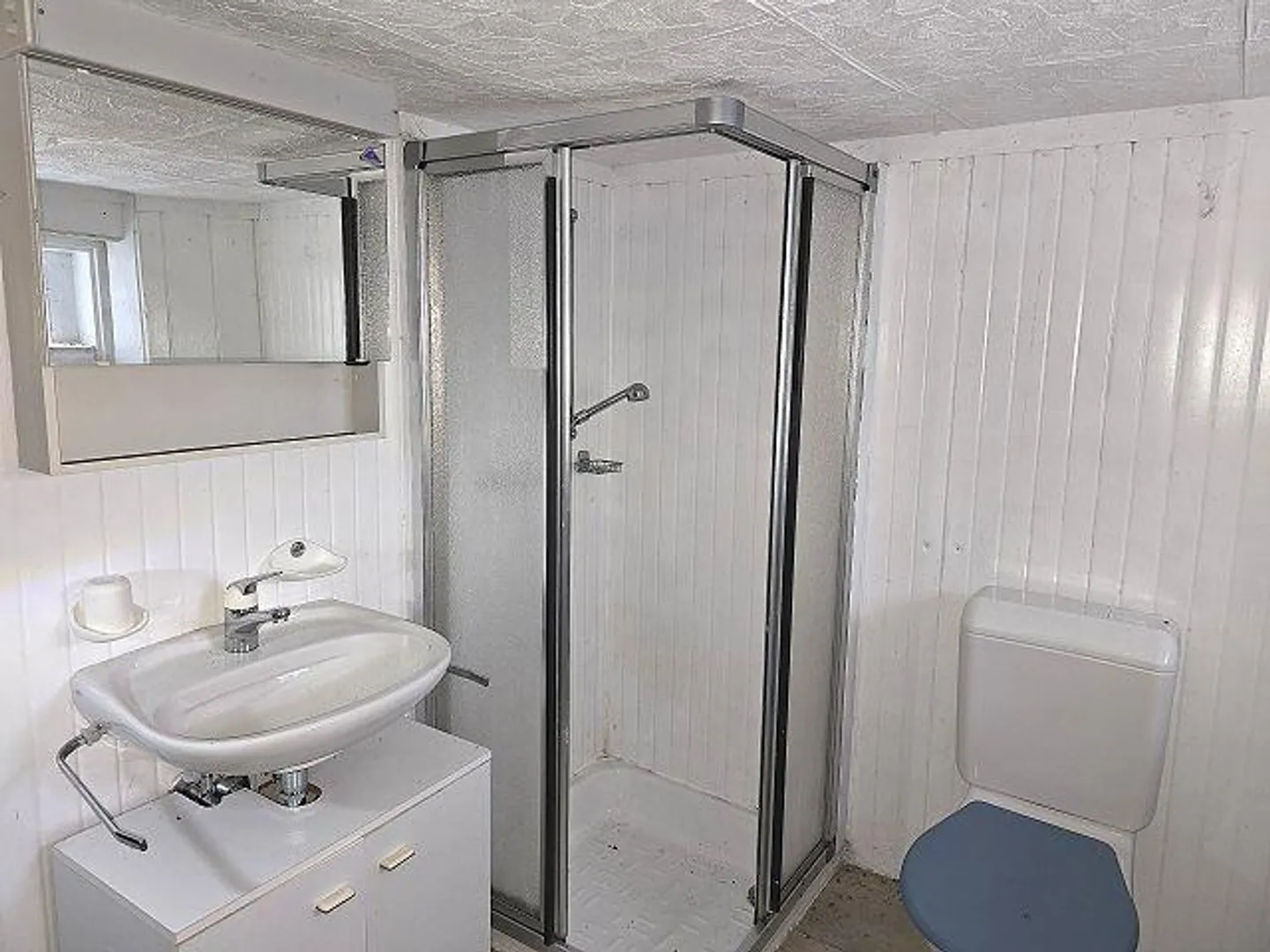 «4 1/2-Zimmer-Hausteil mit grossem Grundstück Parte della casa di 4 1/2 locali con grande terreno» - Foto 14 von 33