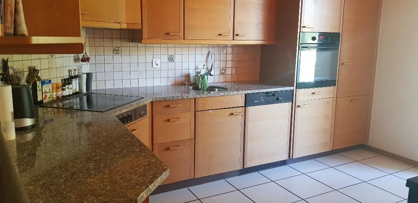 Suchen Sie eine grosszügige Wohnung in der Länggasse? Wir haben genau das Richtige für Sie! - Foto 2 von 5