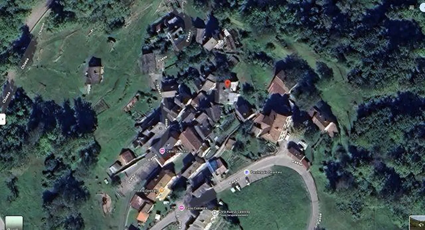 «4 1/2-Zimmer-Hausteil mit grossem Grundstück Parte della casa di 4 1/2 locali con grande terreno» - Foto 33 von 33