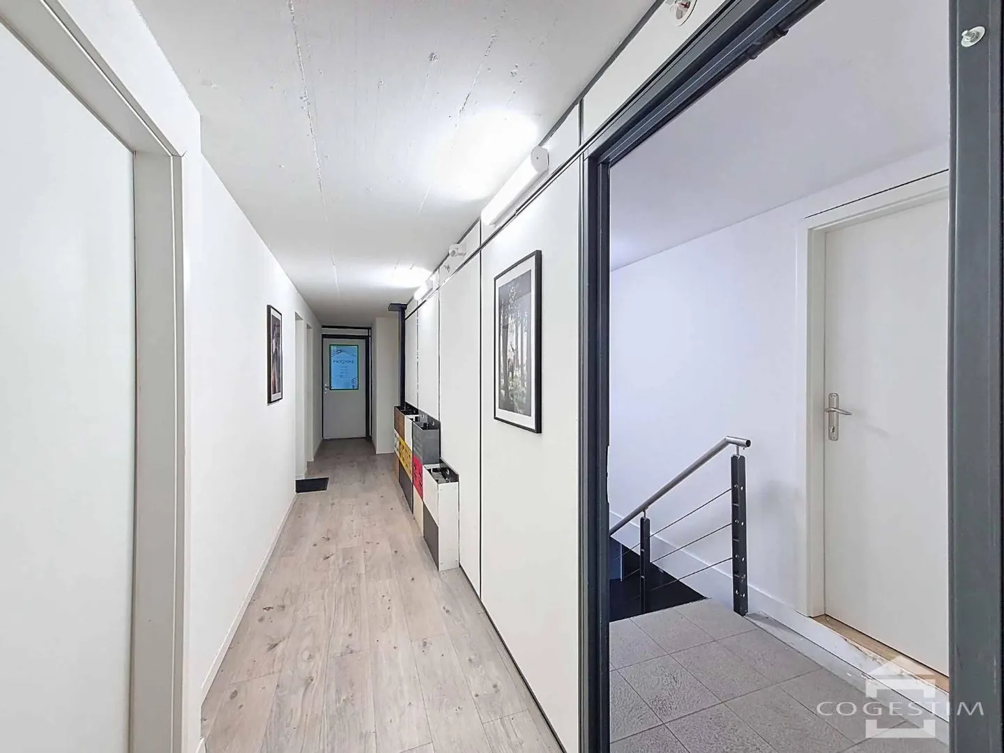 Office 19 rooms - Photo 6 of 11