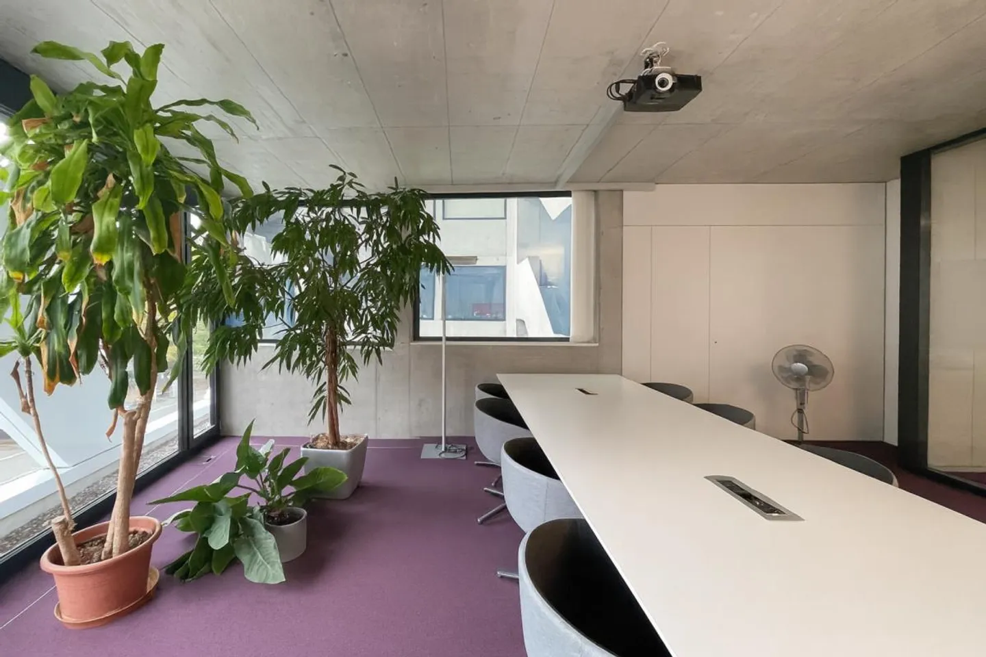 Votre bureau - moderne, flexible, inspirant ! - Photo 2 sur 12