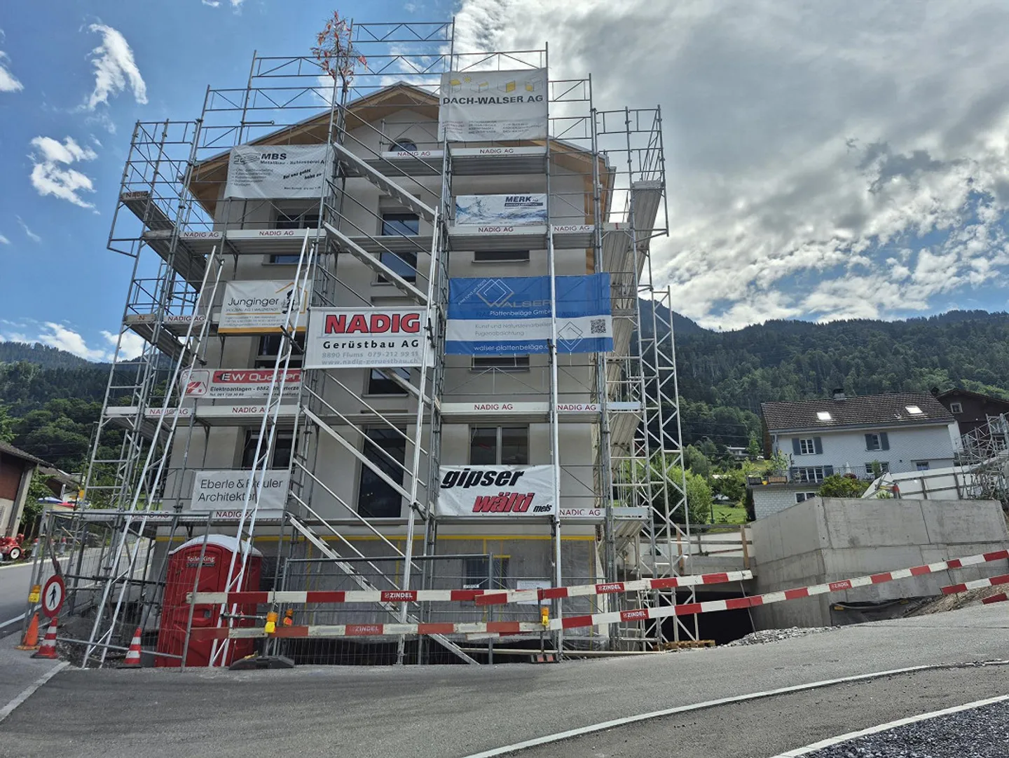 Wohnung mit Walensee & Churfirsten Blick - Foto 1 von 9