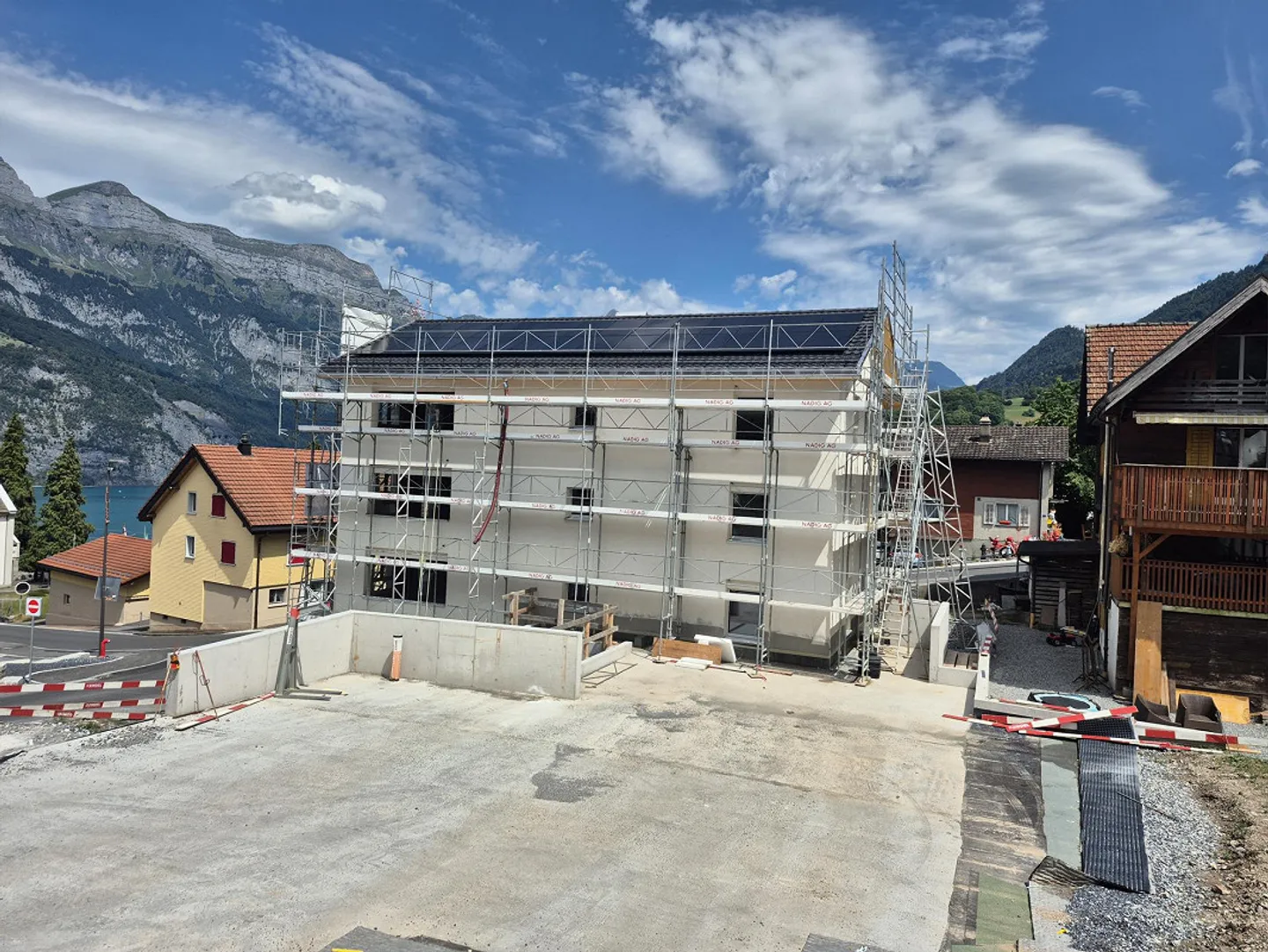 Wohnung mit Walensee & Churfirsten Blick - Foto 2 von 9