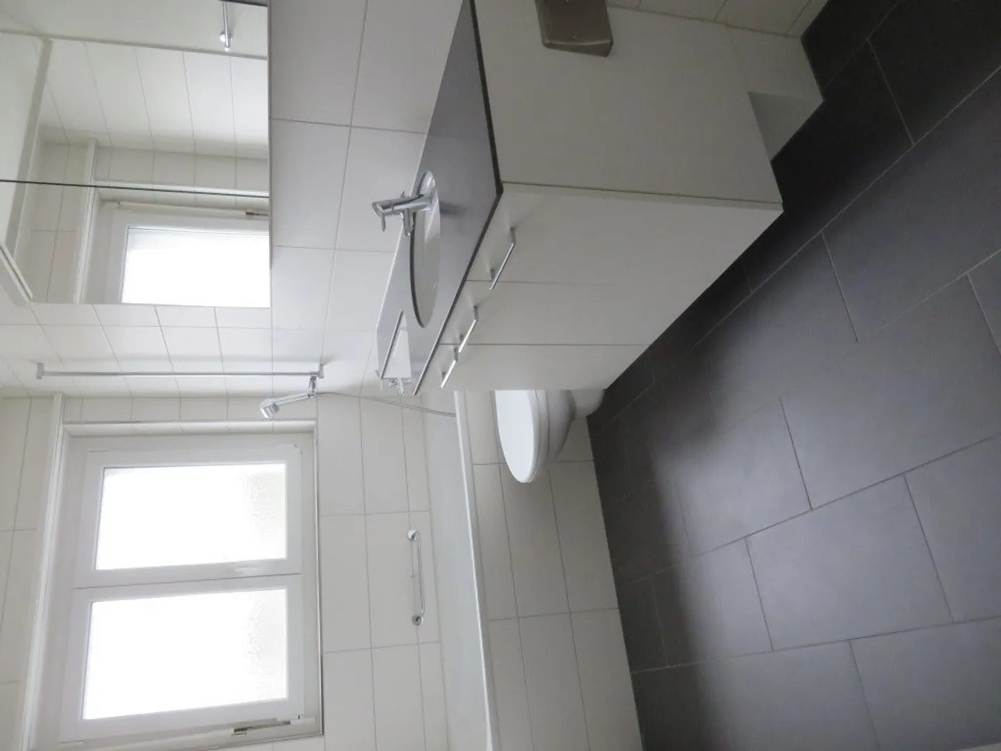 Charming Apartment in Langenthal - Photo 6 of 8