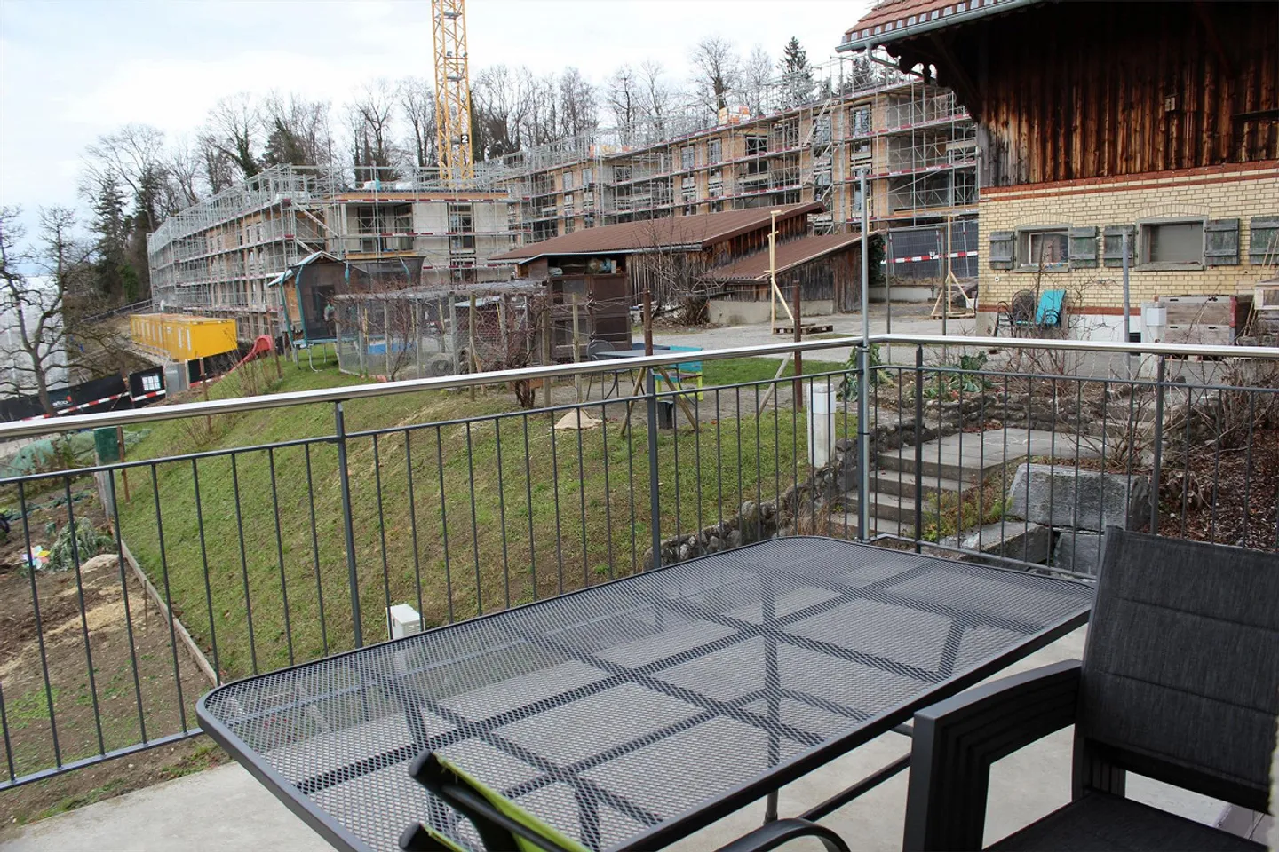 Appartement en duplex de 5,5 pièces avec vue panoramique à Männedorf - Photo 2 sur 19