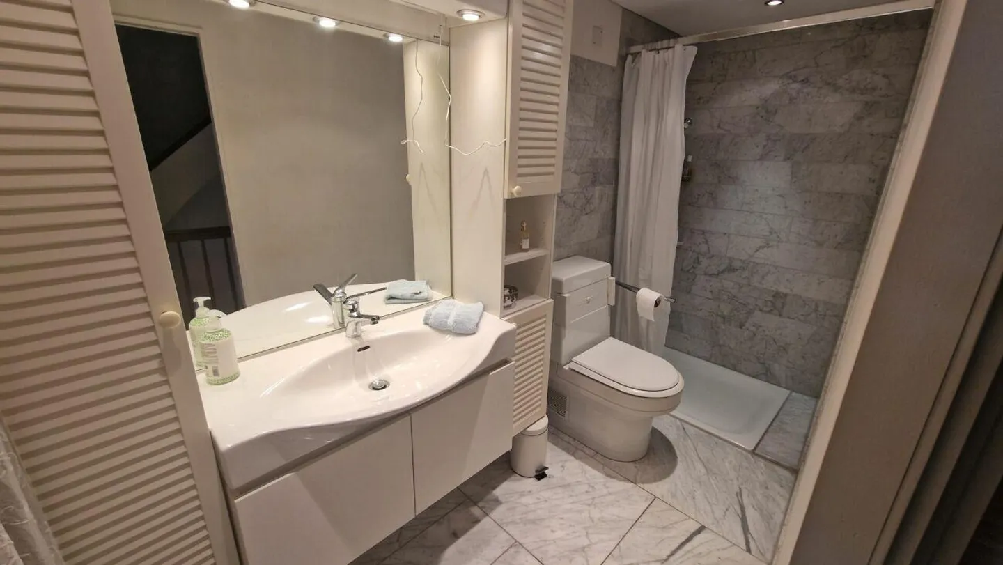 Historical 6-room single-family house with commercial space on the ground floor in the old town! - Photo 7 of 13